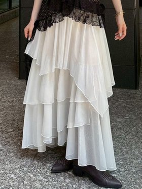 【リリーブラウン/Lily Brown】のブライトシアースカート 人気、トレンドファッション・服の通販 founy(ファニー) ファッション Fashion レディースファッション Ladies' Fashion Online スカート Skirt ティアードスカート Tiered Skirt バランス Balance ブライト Bright ヘムライン Hemline ランダム Random エレガント 上品 Elegant |ID:prp329100004599755