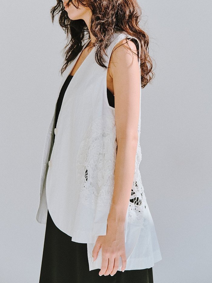 【スタイリング/styling】のバテンレース2WAYジレ インテリア・キッズ・メンズ・レディースファッション・服の通販 founy(ファニー) https://founy.com/ ファッション Fashion レディースファッション Ladies' Fashion Online アウター Coat Outerwear トップス・カットソー Tops/Tshirt ベスト/ジレ Gilets/Vests エレガント 上品 Elegant サークル Circle タイプライター Typewriter ドレス Dress ベスト Vest ラッフル Raffle レース Race |ID: prp329100004599851 ipo3291000000032699045