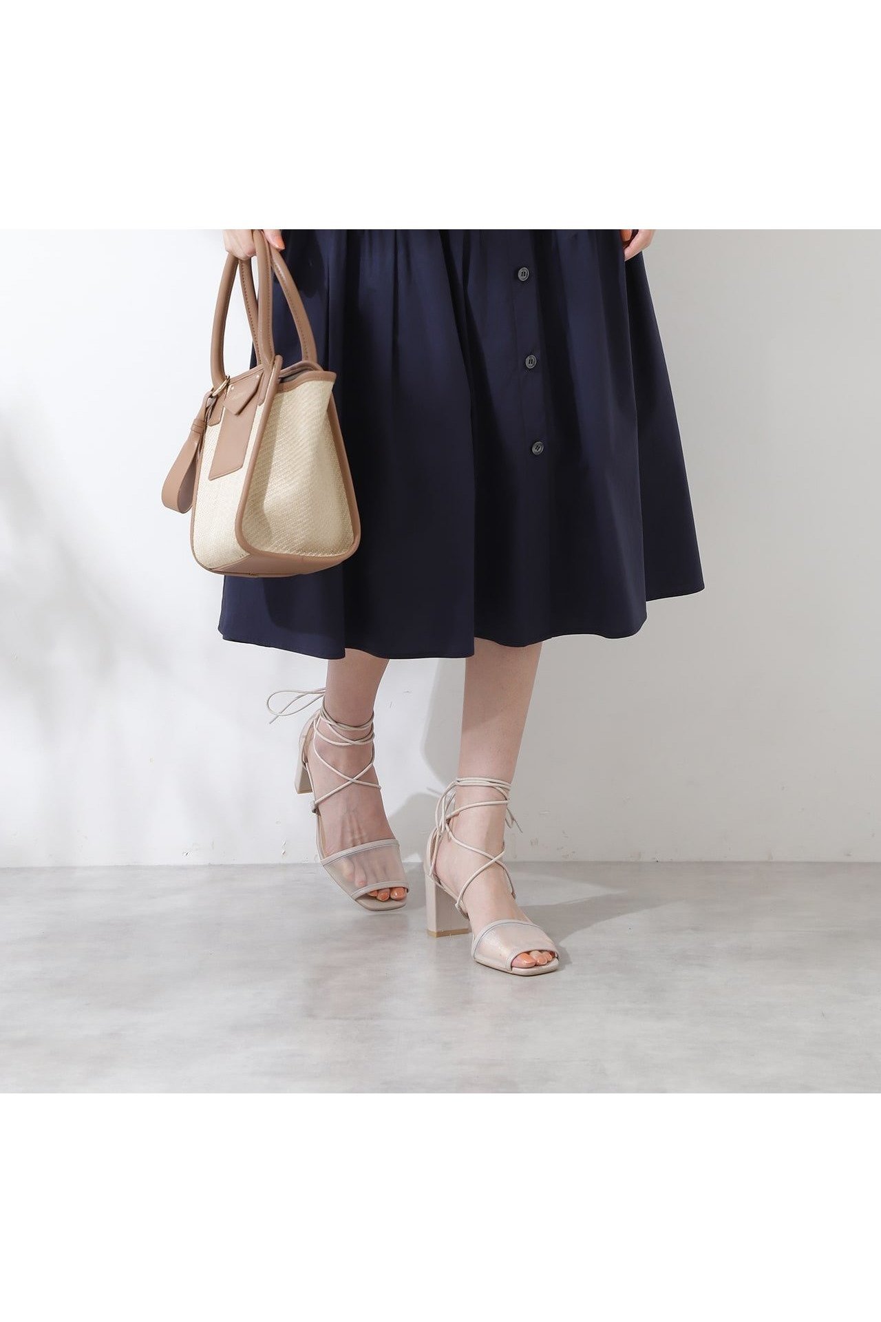 【ジルスチュアート/JILL STUART】のシェリナスカート インテリア・キッズ・メンズ・レディースファッション・服の通販 founy(ファニー) 　ファッション　Fashion　レディースファッション　Fashion for Women　スカート　Skirts　スタンダード　Standard, Basic　ティアード　Tiered, Tiered Style　フェミニン　Feminine, Girly　フロント　Front, Front Design　リボン　Ribbon, Bow　夏　Summer　MIDNIGHT|ID: prp329100004599865 ipo3291000000032699233