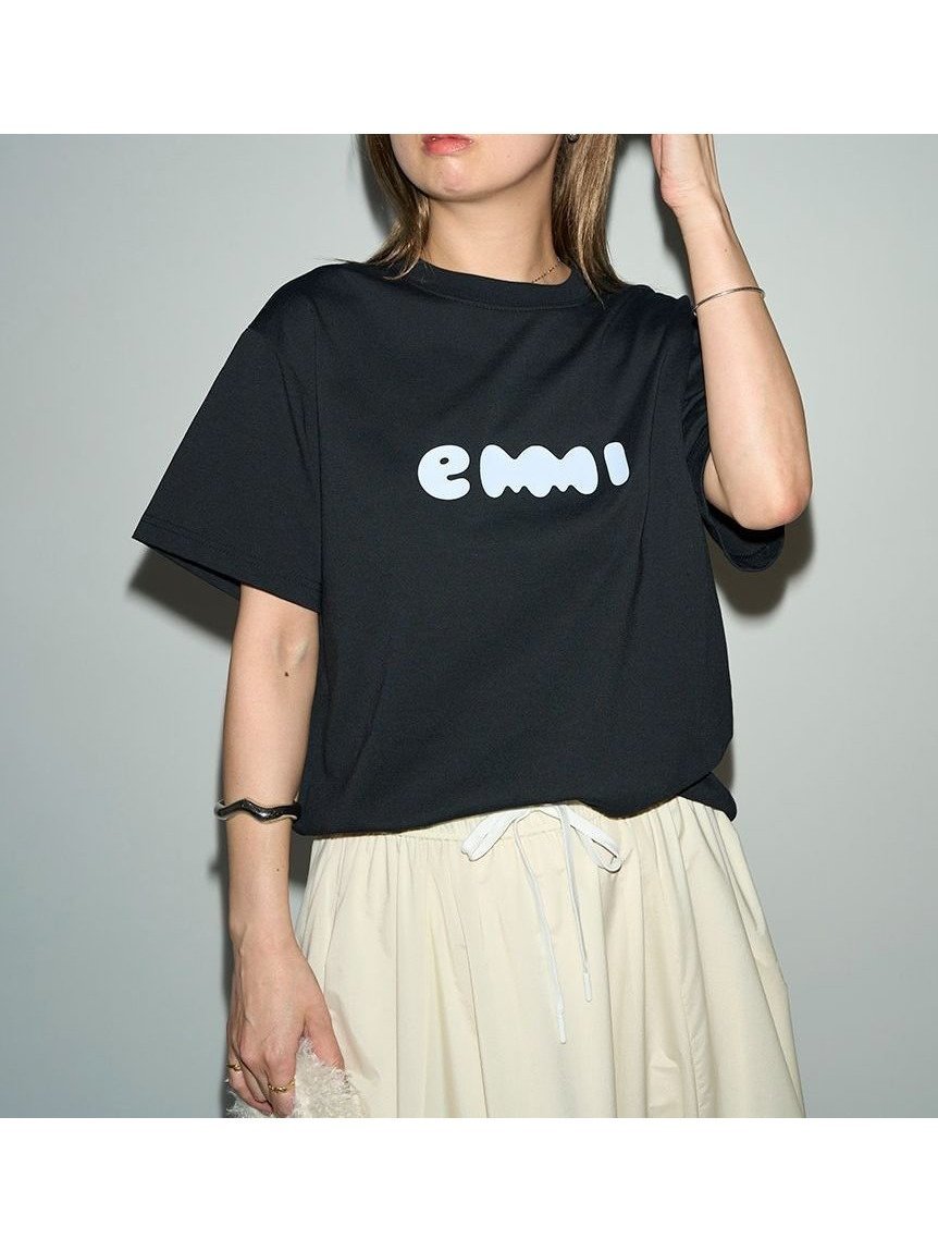 【エミ/emmi】のeco UVカットemmiロゴTシャツ インテリア・キッズ・メンズ・レディースファッション・服の通販 founy(ファニー) 　ファッション　Fashion　レディースファッション　Ladies' Fashion Online　トップス・カットソー　Tops/Tshirt　シャツ/ブラウス　Shirts/Blouses　ロング / Tシャツ　T-Shirts　グラフィック　Graphic　プリント　Print　BLK[009]|ID: prp329100004599908 ipo3291000000032699585