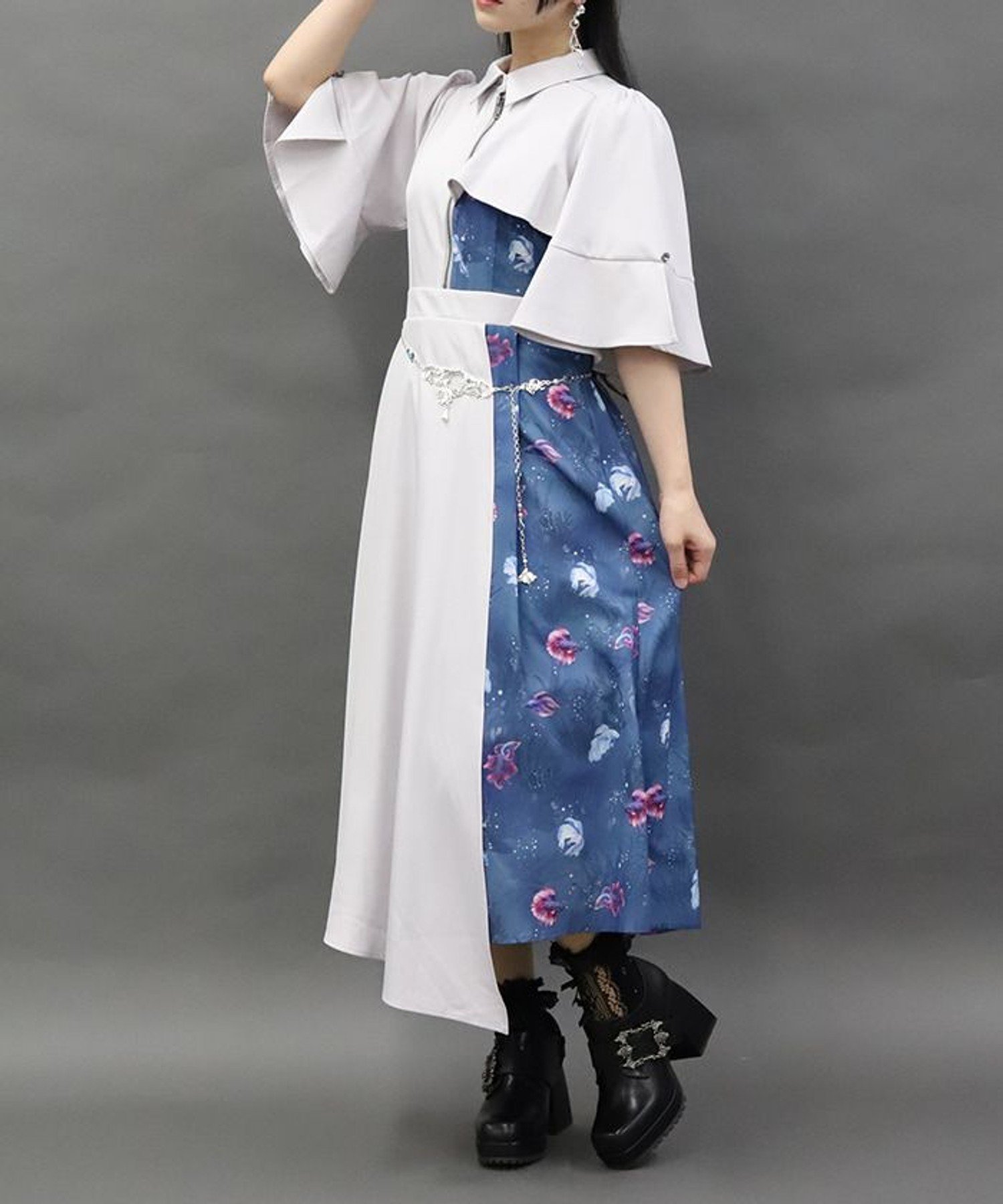 【アクシーズファム/axes femme】のランブルフィッシュワンピース インテリア・キッズ・メンズ・レディースファッション・服の通販 founy(ファニー) 　ファッション　Fashion　レディースファッション　Ladies' Fashion Online　ワンピース　Dress　おすすめ　Recommend　クール　Cool　フレア　Flare　プリント　Print　グレー|ID: prp329100004599989 ipo3291000000032700236