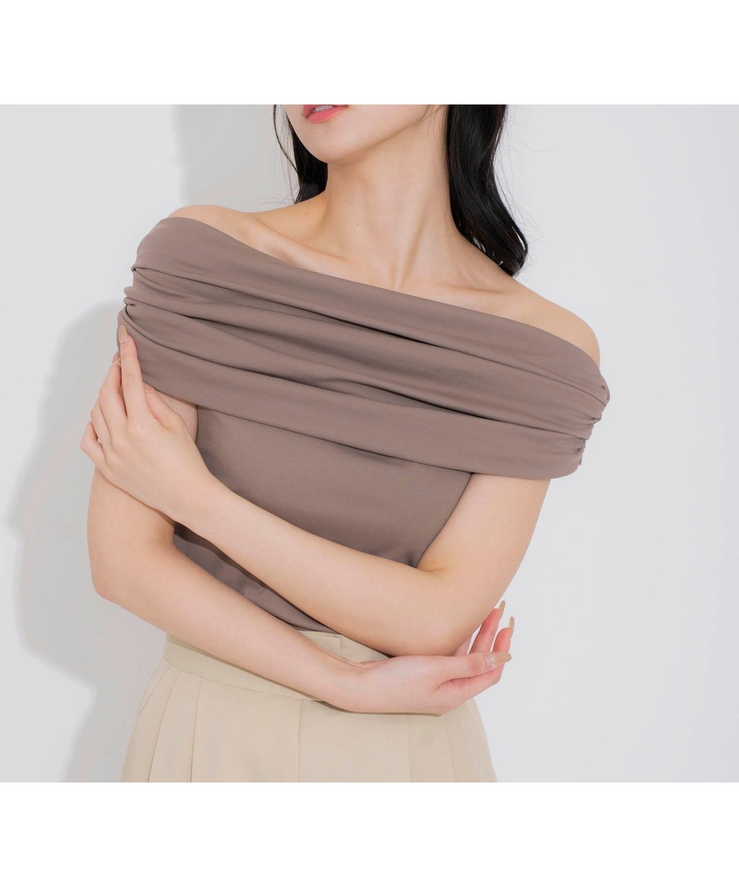 【ノエラ/Noela】のオフショルドレープカットソー インテリア・キッズ・メンズ・レディースファッション・服の通販 founy(ファニー) 　ファッション　Fashion　レディースファッション　Ladies' Fashion Online　トップス・カットソー　Tops/Tshirt　カットソー　Cut and Sewn　シアー　Sheer　ドレープ　Drape　フェミニン　Feminine　ポケット　Pocket　モカ|ID: prp329100004600001 ipo3291000000032700314