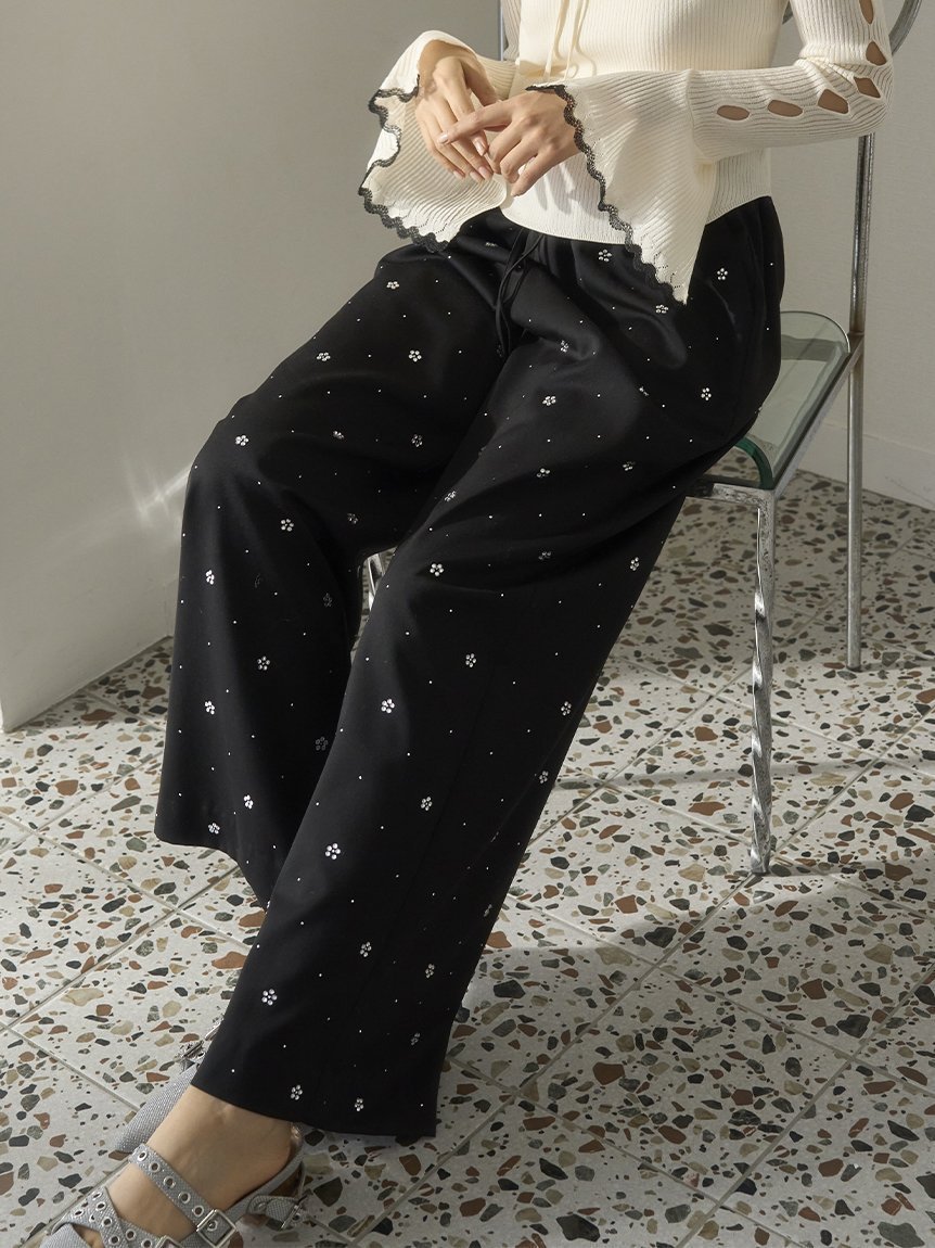 【ファーファー/FURFUR】のビジュー付きイージーパンツ インテリア・キッズ・メンズ・レディースファッション・服の通販 founy(ファニー) 　ファッション　Fashion　レディースファッション　Ladies' Fashion Online　パンツ　Pants　ビジュー　Bijou　モチーフ　Motif　エレガント 上品　Elegant　BLK[009]|ID: prp329100004600297 ipo3291000000032702504