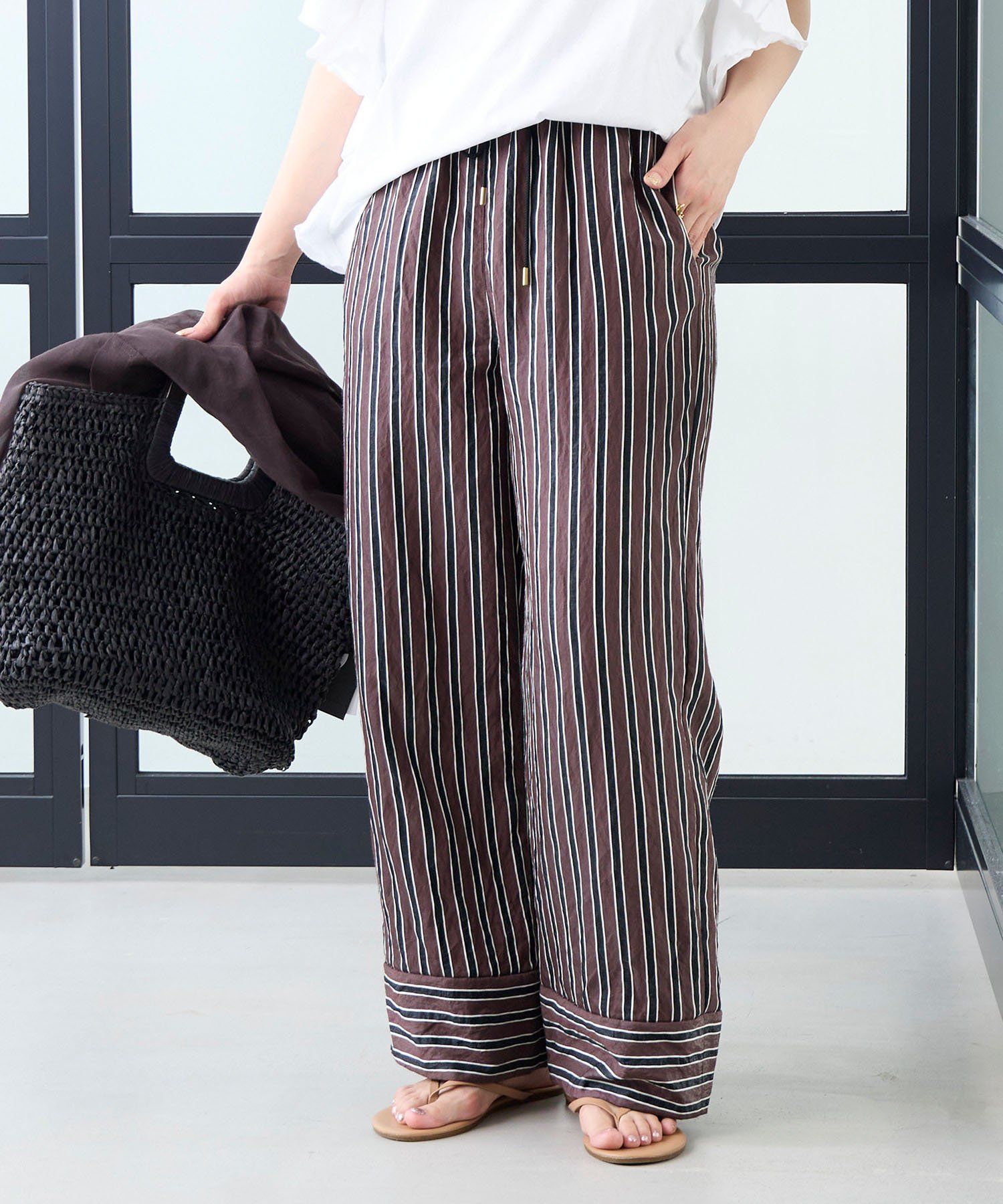 【マイカ ディール/MICA & DEAL】のストライプパンツ インテリア・キッズ・メンズ・レディースファッション・服の通販 founy(ファニー) 　ファッション　Fashion　レディースファッション　Ladies' Fashion Online　パンツ　Pants　シルク　Silk　ストライプ　Stripe　ボーダー　Border　夏　Summer　楽ちん　Easy　BROWN|ID: prp329100004600320 ipo3291000000032702645
