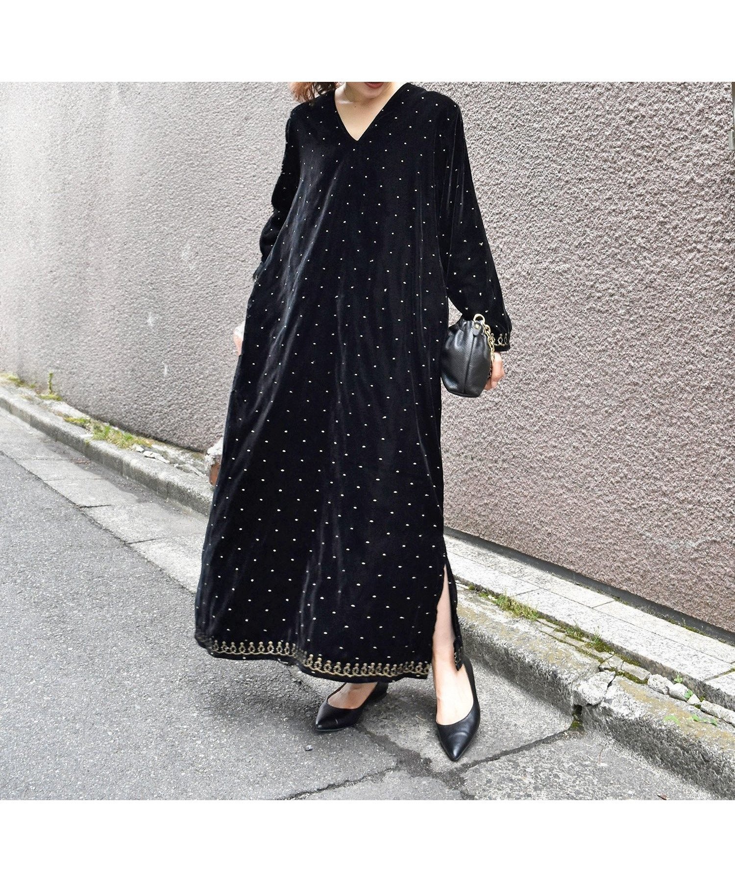 【ルクールブラン/le.coeur blanc】のTORRAZZO DONNAベロア刺繍ワンピース インテリア・キッズ・メンズ・レディースファッション・服の通販 founy(ファニー) 　ファッション　Fashion　レディースファッション　Fashion for Women　ワンピース　Dresses　ベロア　Velour, Soft Velvet　ブラック|ID: prp329100004600519 ipo3291000000032708430