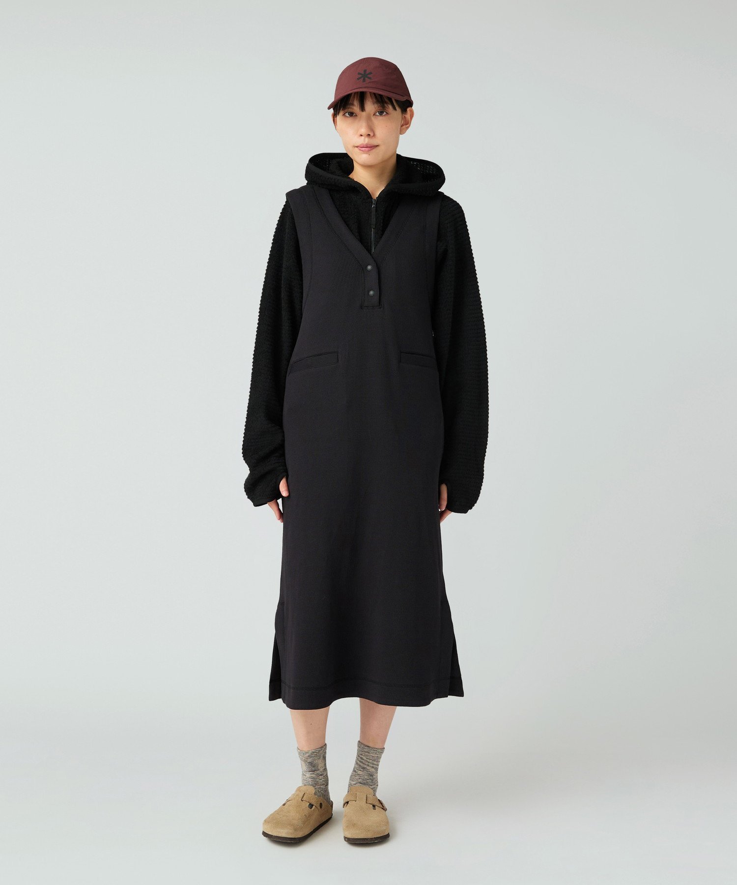 【スノーピーク/SNOW PEAK】のDry Thermal Dress インテリア・キッズ・メンズ・レディースファッション・服の通販 founy(ファニー) 　ファッション　Fashion　レディースファッション　Fashion for Women　ワンピース　Dresses　フォーマル・パーティードレス・結婚式用ドレス　Elegant & Casual Dresses　インナー　Innerwear　カフス　Cuff Design　クラシック　Classic, Timeless Style　シンプル　Simple, Minimal　ジャケット　Jacket, Outerwear　スマート　Smart, Elegant　長袖　Long Sleeve, Full Sleeve　フィット　Fit, Slim Fit　ヘムライン　Hemline, Bottom Cut　ベーシック　Basic, Essential　ポケット　Pocket, Pocket Detail　モノトーン　Monotone, Black and White　無地　Plain, Solid Color　A/W・秋冬　Autumn/Winter　冬　Winter / This Winter　ビジネス 仕事 通勤　Business / Work / Commuting　2025年　2025　2025-2026秋冬・A/W　Autumn/Winter 2025–26 AW25–26　BLACK|ID: prp329100004600558 ipo3291000000032708693