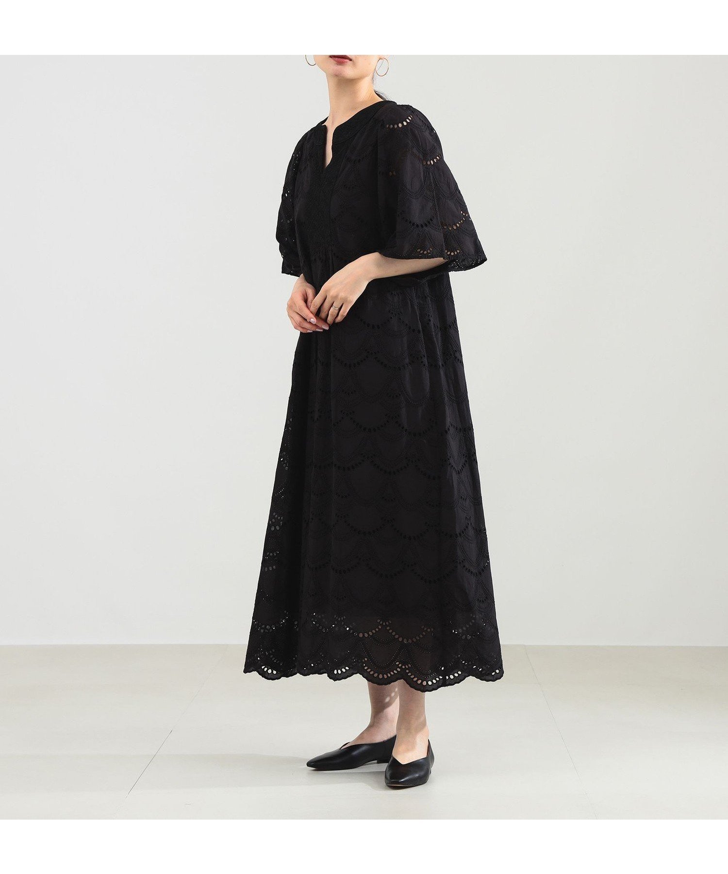 【デミルクス ビームス/Demi-Luxe BEAMS】のne Quittez pas / ドット へムラ ワンピース インテリア・キッズ・メンズ・レディースファッション・服の通販 founy(ファニー) 　ファッション　Fashion　レディースファッション　Fashion for Women　ワンピース　Dresses　おすすめ　Recommended / Our Picks　アクセサリー　Fashion Accessories　インド　Indian Textile　ギャザー　Gathered, Ruffled　サンダル　Sandals, Summer Shoes　スリット　Slit, Slit Detail　ドット　Polka Dot, Dot Pattern　ドレス　Dress, One-Piece　バランス　Balance, Style Balance　フロント　Front, Front Design　モチーフ　Motif, Design Theme　リゾート　Resort, Vacation Style　夏　Summer　BLACK|ID: prp329100004600569 ipo3291000000032708755