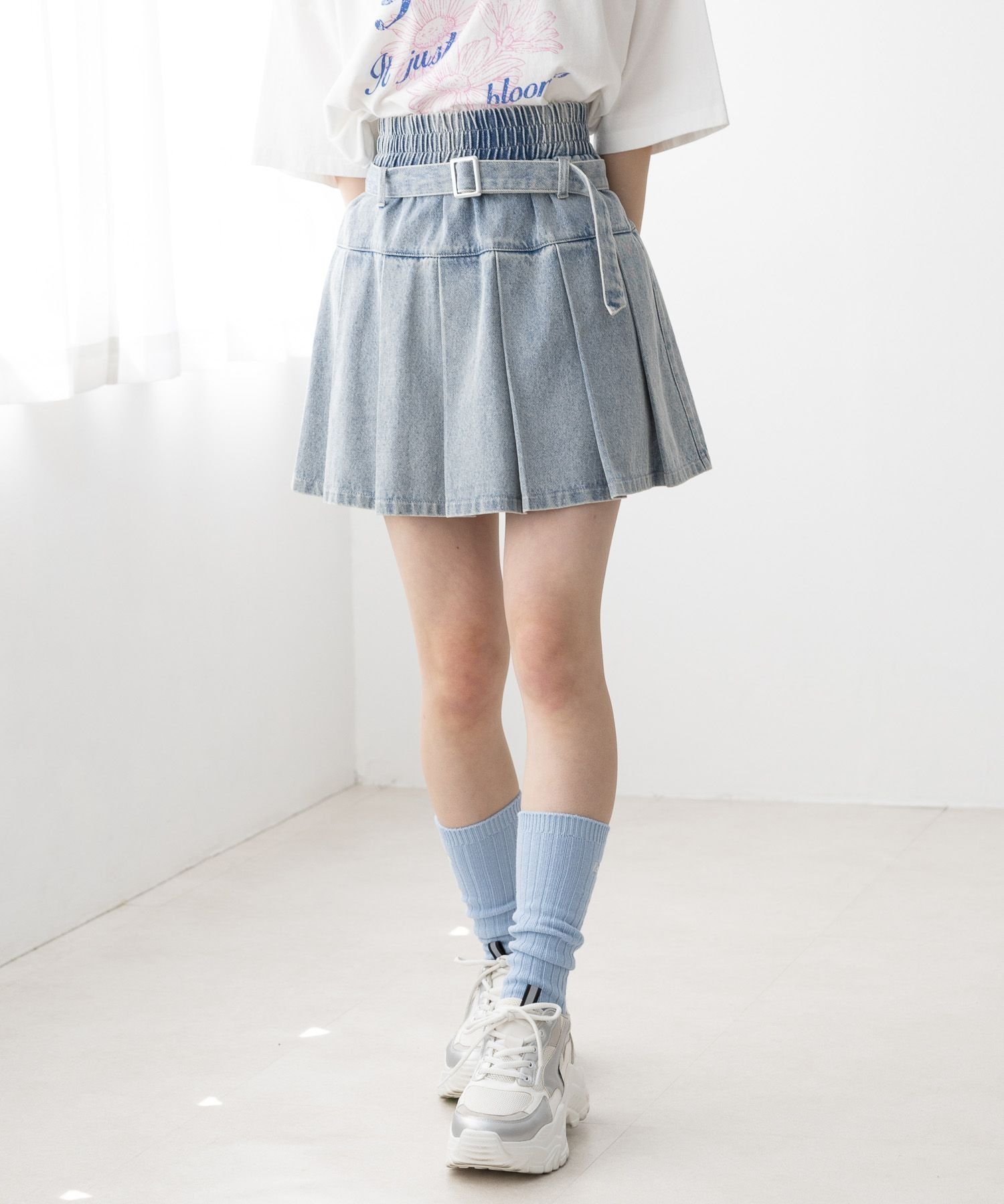 【レピピアルマリオ/repipi armario / KIDS】のライトデニムプリーツスカート インテリア・キッズ・メンズ・レディースファッション・服の通販 founy(ファニー) 　ファッション　Fashion　キッズファッション　Fashion for Kids　デニム　Denim, Jeans Material　プリーツ　Pleats, Pleated　夏　Summer　定番　Standard, Basic Item　春　Spring　S/S・春夏　SS, Spring/Summer, Warm Season　ブルー81|ID: prp329100004600822 ipo3291000000032710604