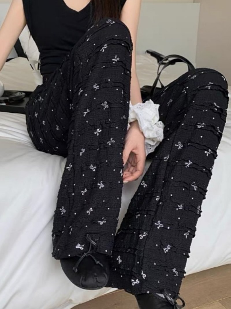 【その他のブランド/Other】のミニフリルパンツ/リボン柄・ドット柄 人気、トレンドファッション・服の通販 founy(ファニー) 　ファッション　Fashion　レディースファッション　Fashion for Women　パンツ　Pants & Trousers　春　Spring　秋　Autumn　カットソー　Cut and Sewn Top　ショート　Short, Short Length　スラックス　Slacks, Dress Pants　ドット　Polka Dot, Dot Pattern　フィット　Fit, Slim Fit　フォルム　Silhouette, Form　プリント　Print, Printed Pattern　無地　Plain, Solid Color　リボン　Ribbon, Bow　リラックス　Relax, Relaxed Fit　ロング　Long, Long-Length　楽ちん　Easy Fit, Comfortable　ワイド　Wide, Wide Fit　S/S・春夏　SS, Spring/Summer, Warm Season　夏　Summer　ビジネス 仕事 通勤　Business / Work / Commuting　 other-1|ID: prp329100004600949 ipo3291000000032711417