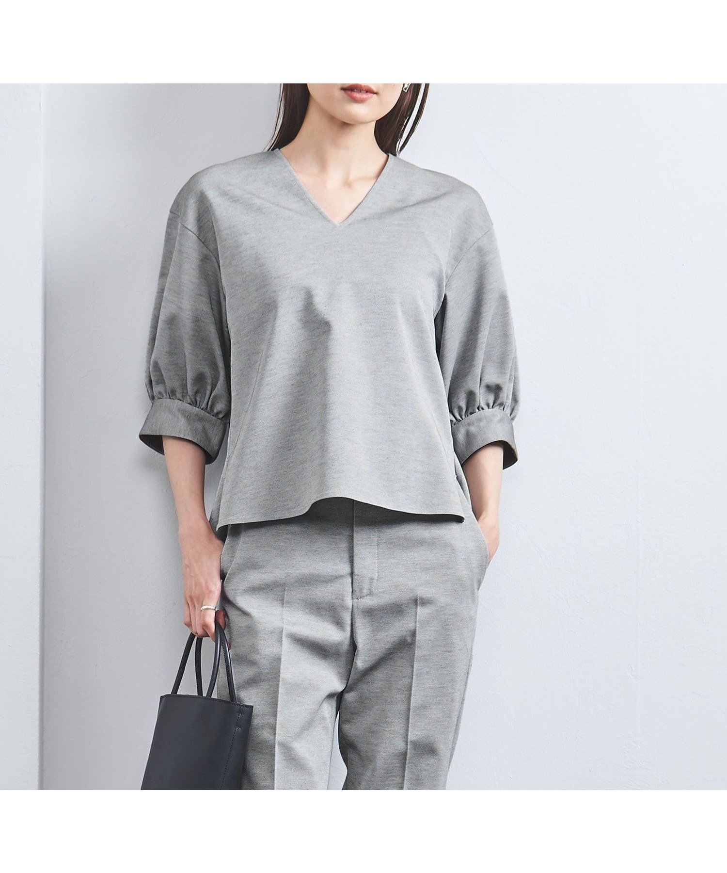 【その他のブランド/Other】のVネック パフスリーブ ブラウス OX 人気、トレンドファッション・服の通販 founy(ファニー) 　ファッション　Fashion　レディースファッション　Fashion for Women　トップス・カットソー　Cut & Sew Tops　シャツ・ブラウス・オフィスカジュアル　Elegant Blouses & Button-Ups　Vネックトップス　V-Neck Tops / V-Cut Neckline Shirts　ショルダー　Shoulder, Shoulder Strap　ストレッチ　Stretch, Stretchy Fabric　スリーブ　Sleeve, Long Sleeve / Short Sleeve　ドロップ　Drop Shoulder, Dropped Style　バランス　Balance, Style Balance　おすすめ　Recommended / Our Picks　エレガント 上品　Elegant　 other-1|ID: prp329100004601042 ipo3291000000032712161