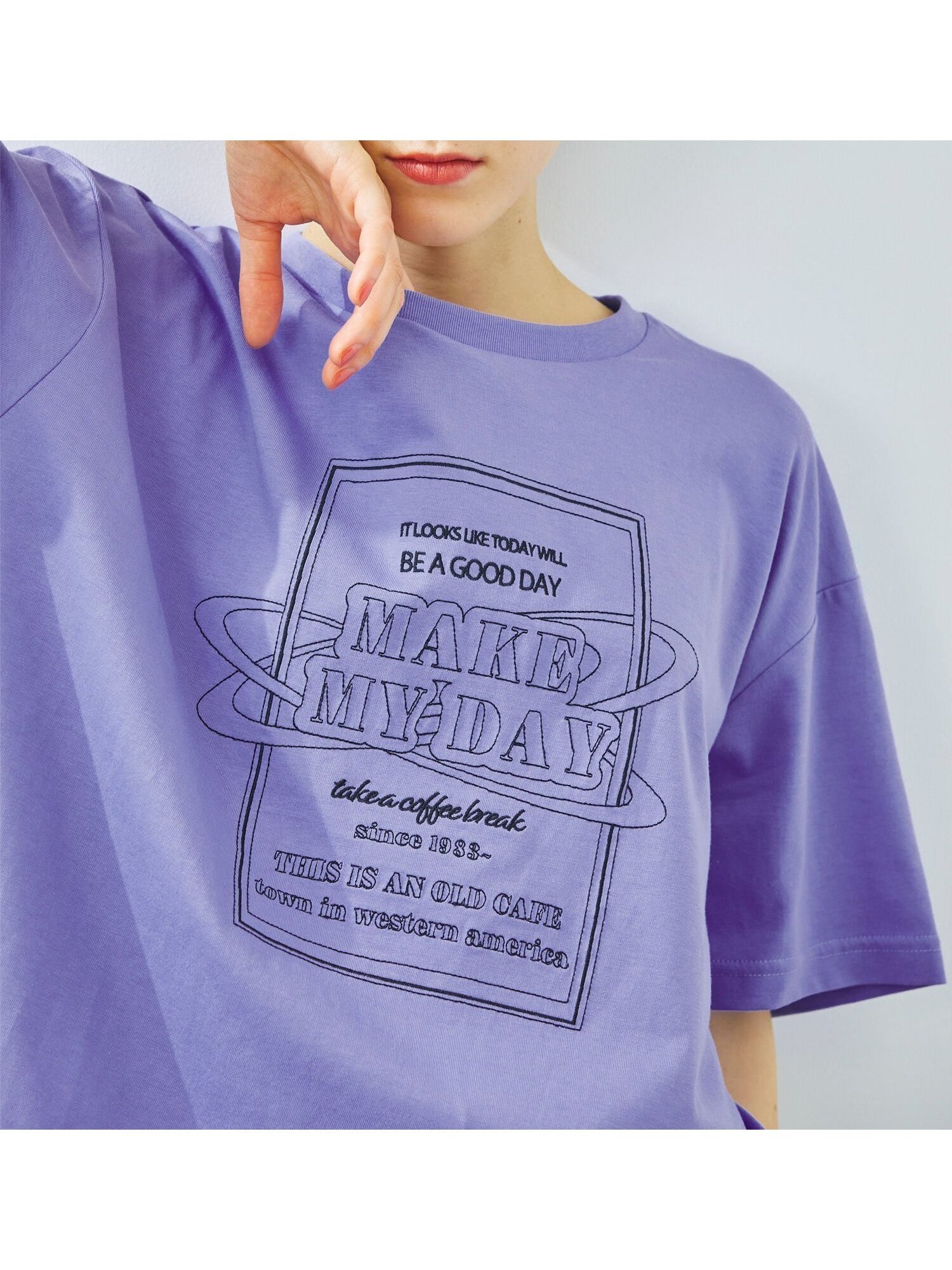 【サマンサモスモス/Samansa Mos2】の接触冷感 刺繍ロゴアソートTシャツ インテリア・キッズ・メンズ・レディースファッション・服の通販 founy(ファニー) 　ファッション　Fashion　レディースファッション　Fashion for Women　トップス・カットソー　Cut & Sew Tops　シャツ・ブラウス・オフィスカジュアル　Elegant Blouses & Button-Ups　ロングTシャツ・Tシャツ　Longline T-Shirts & Tees　リラックス　Relax, Relaxed Fit　パープル|ID: prp329100004601088 ipo3291000000033582441