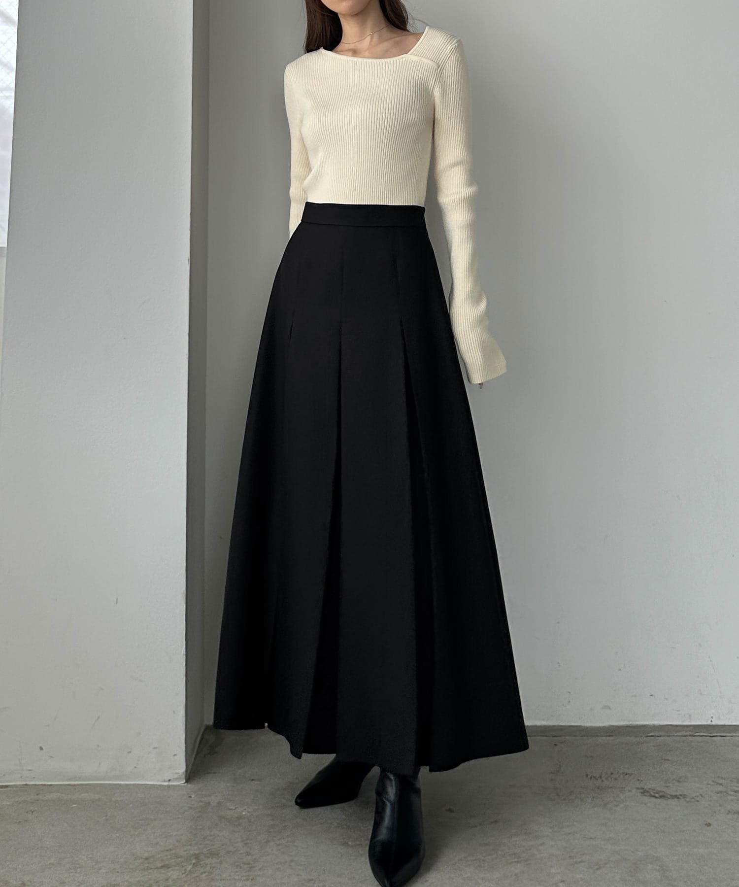 【ジュノア/JUNOAH】のLouere ボックスプリーツスカート インテリア・キッズ・メンズ・レディースファッション・服の通販 founy(ファニー) 　ファッション　Fashion　レディースファッション　Fashion for Women　スカート　Skirts　プリーツスカート / 上品フェミニンスタイル　Pleated Skirts　ブラック|ID: prp329100004601092 ipo3291000000032712677