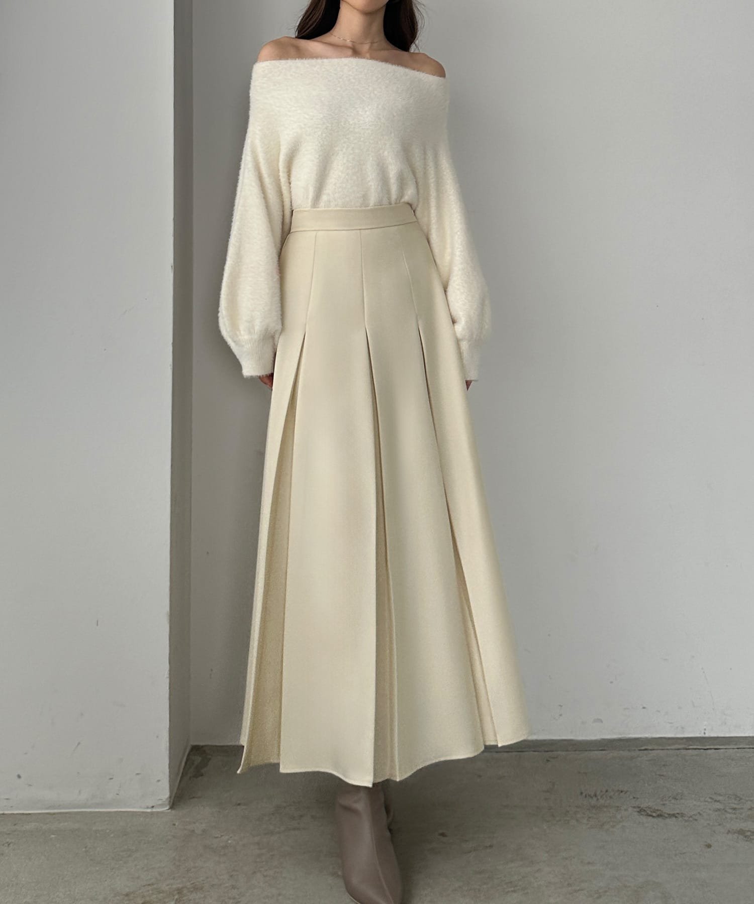 【ジュノア/JUNOAH】のLouere ボックスプリーツスカート インテリア・キッズ・メンズ・レディースファッション・服の通販 founy(ファニー) 　ファッション　Fashion　レディースファッション　Fashion for Women　スカート　Skirts　プリーツスカート / 上品フェミニンスタイル　Pleated Skirts　アイボリー|ID: prp329100004601092 ipo3291000000032712680