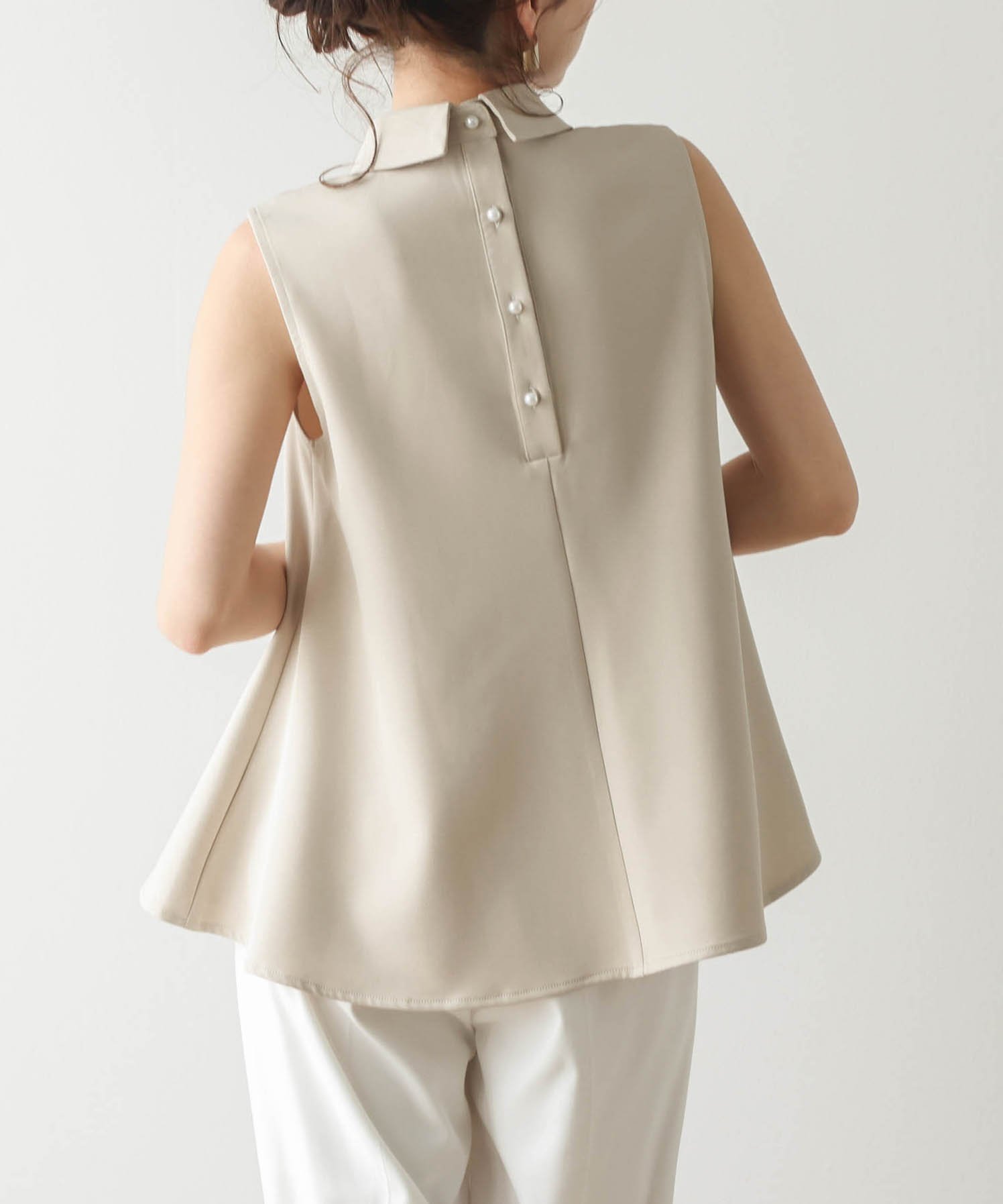 【その他のブランド/Other】のAラインノースリーブトップス インテリア・キッズ・メンズ・レディースファッション・服の通販 founy(ファニー) 　ファッション　Fashion　レディースファッション　Fashion for Women　トップス・カットソー　Cut & Sew Tops　キャミソール&ノースリーブ　Camisoles & Sleeveless Tops　ノースリーブ　Sleeveless, No-Sleeve　パール　Pearl, Pearl Accent　フェミニン　Feminine, Girly　フレア　Flare, Flared　エレガント 上品　Elegant　ベージュ|ID: prp329100004601103 ipo3291000000032712786