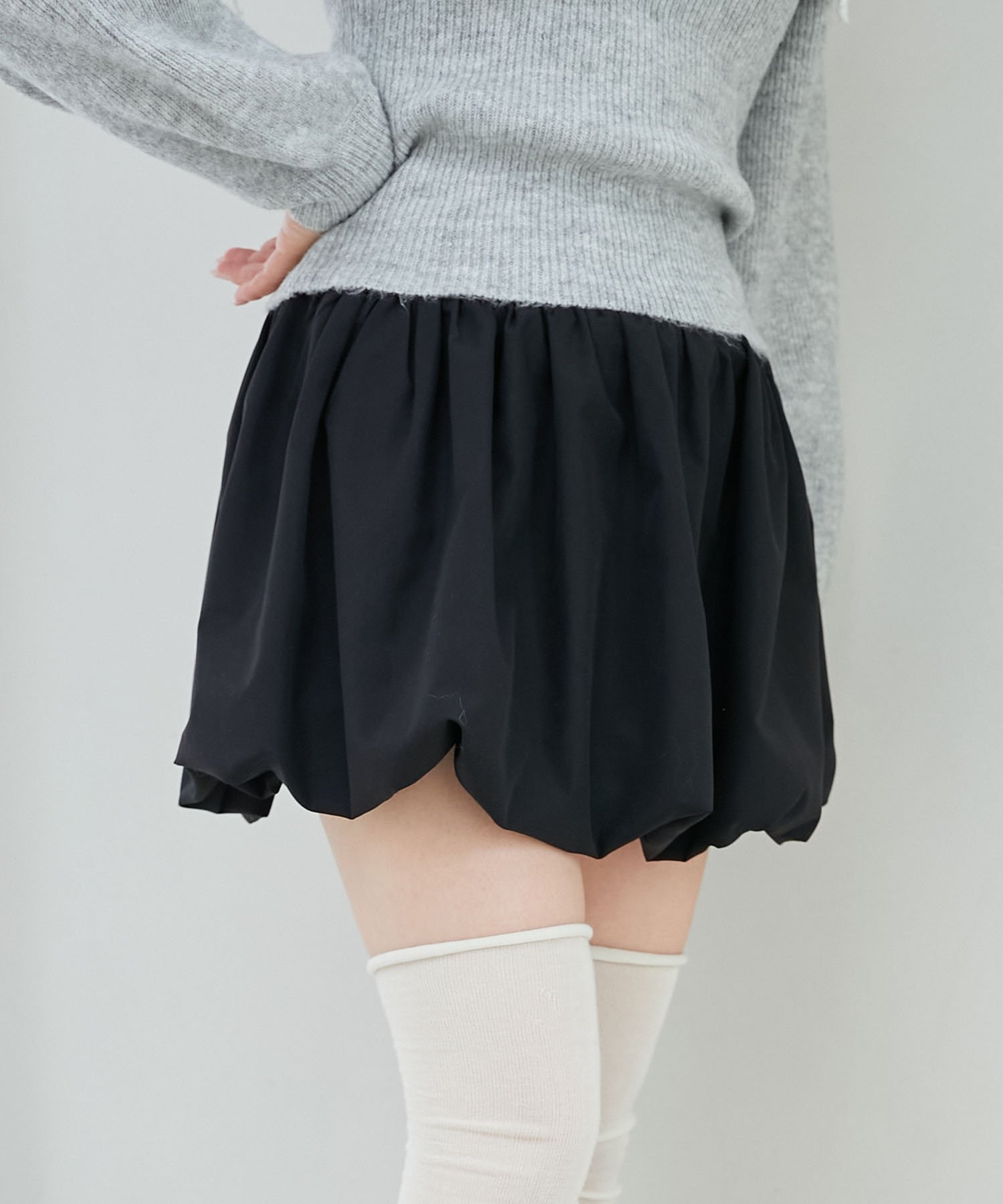【マジェスティック レゴン/MAJESTIC LEGON】のハイウエストバルーンミニスカパン インテリア・キッズ・メンズ・レディースファッション・服の通販 founy(ファニー) 　ファッション　Fashion　レディースファッション　Fashion for Women　トレンド　Trend, Trending Now　バルーン　Balloon, Balloon Silhouette　フィット　Fit, Slim Fit　エレガント 上品　Elegant　ブラック|ID: prp329100004601118 ipo3291000000032712912