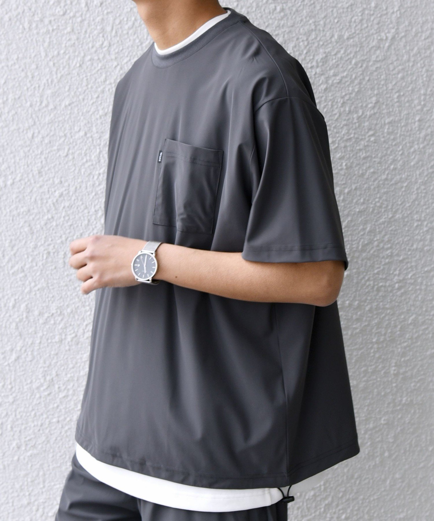 【シップス/SHIPS / MEN】の【WEB限定】SHIPS any 接触冷感 ストレッチ ナイロン リラックス Tシャツ(セットアップ対応) インテリア・キッズ・メンズ・レディースファッション・服の通販 founy(ファニー) 　ファッション　Fashion　メンズファッション　Fashion for Men　セットアップ　Matching Sets　おすすめ　Recommended / Our Picks　ショート　Short, Short Length　シンプル　Simple, Minimal　ストレッチ　Stretch, Stretchy Fabric　スピンドル　Spindle, Drawcord　セットアップ　Set-Up, Coordinated Outfit　ポケット　Pocket, Pocket Detail　リラックス　Relax, Relaxed Fit　夏　Summer　ダークグレー|ID: prp329100004601156 ipo3291000000032713127