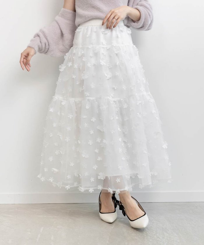 【ランダ/RANDA】の3Dフラワーティアードスカート インテリア・キッズ・メンズ・レディースファッション・服の通販 founy(ファニー) https://founy.com/ ファッション Fashion レディースファッション Fashion for Women スカート Skirts ティアードスカート Tiered Skirts おすすめ Recommended / Our Picks ギャザー Gathered, Ruffled シアー Sheer, See-Through ショート Short, Short Length ジャケット Jacket, Outerwear ティアードスカート Tiered Skirt, Flounced Skirt フェミニン Feminine, Girly フラワー Flower, Floral フレア Flare, Flared 今季 This Season, Current Season |ID: prp329100004601159 ipo3291000000032713139