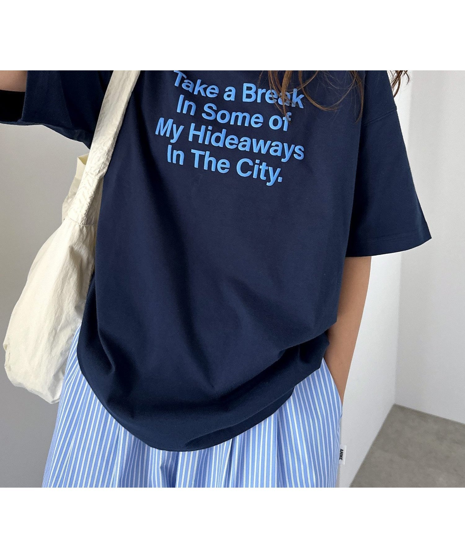 【その他のブランド/Other】の立体 ロゴ プリント オーバーサイズ 半袖 Tシャツ ANME アンメ インテリア・キッズ・メンズ・レディースファッション・服の通販 founy(ファニー) 　ファッション　Fashion　レディースファッション　Fashion for Women　トップス・カットソー　Cut & Sew Tops　シャツ・ブラウス・オフィスカジュアル　Elegant Blouses & Button-Ups　ロングTシャツ・Tシャツ　Longline T-Shirts & Tees　プリント　Print, Printed Pattern　別注　Limited Edition, Custom Order　半袖　Short Sleeve, Half Sleeve　ネイビー|ID: prp329100004601168 ipo3291000000032713184