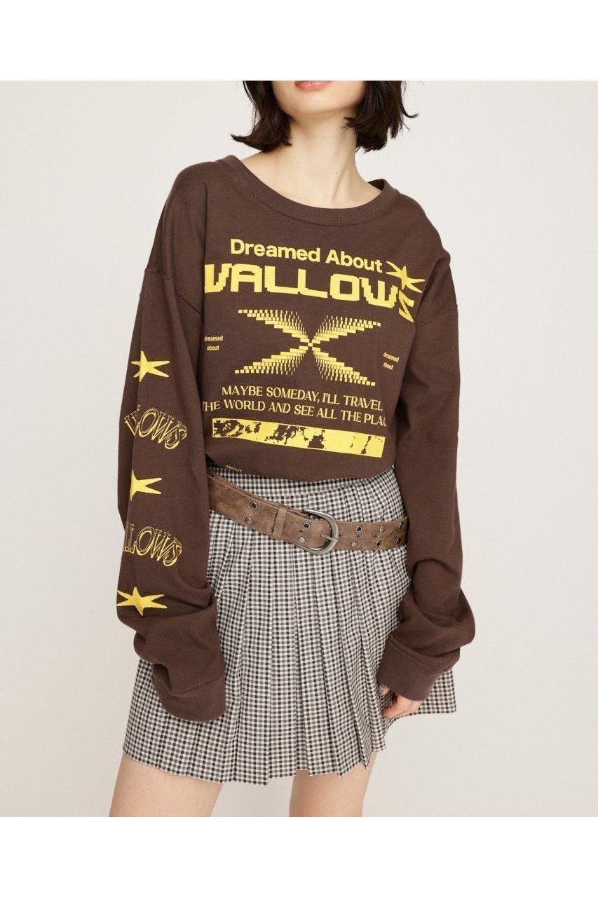 【スライ/SLY】のCREW NECK PRINT トップス インテリア・キッズ・メンズ・レディースファッション・服の通販 founy(ファニー) 　ファッション　Fashion　レディースファッション　Fashion for Women　トップス・カットソー　Cut & Sew Tops　おすすめ　Recommended / Our Picks　インナー　Innerwear　ジャケット　Jacket, Outerwear　フロント　Front, Front Design　プリント　Print, Printed Pattern　ルーズ　Loose, Oversized　BRN|ID: prp329100004601174 ipo3291000000032713228
