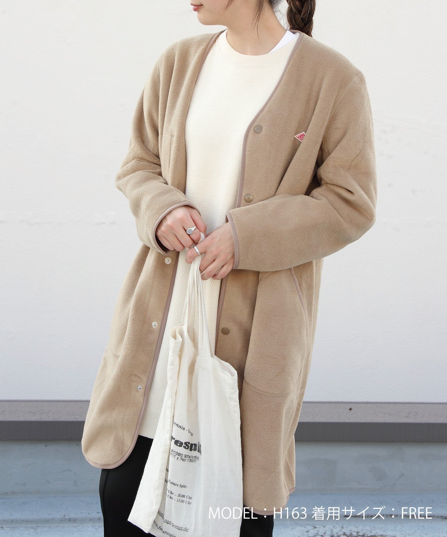 【その他のブランド/Other】のフリースカラーレスコート インテリア・キッズ・メンズ・レディースファッション・服の通販 founy(ファニー) 　ファッション　Fashion　レディースファッション　Fashion for Women　アウター　Coat / Outerwear Collection　コート・ロングコート・ピーコート　Long Coats, Peacoats & More　お家時間・ステイホーム　Stay Home / At Home　アウトドア　Outdoor Clothing　カーディガン　Cardigan, Knitwear　パイピング　Piping, Trim Design　ロング　Long, Long-Length　冬　Winter / This Winter　定番　Standard, Basic Item　A/W・秋冬　Autumn/Winter　BEIGE|ID: prp329100004601192 ipo3291000000032713367