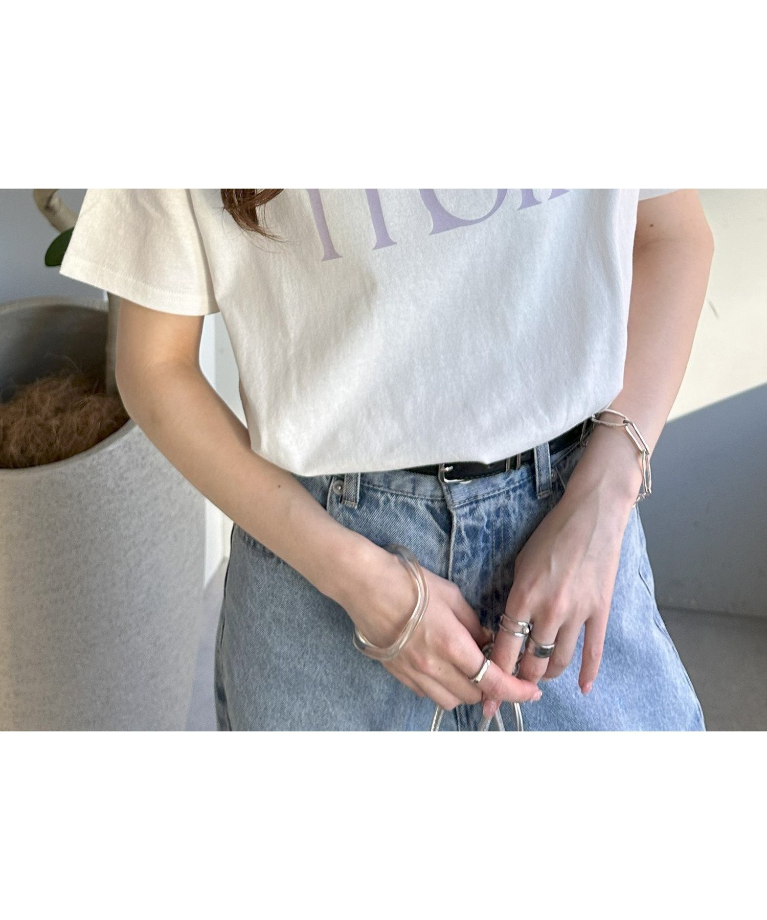 【ディスコート/Discoat】のアソートフロッキーロゴTシャツ インテリア・キッズ・メンズ・レディースファッション・服の通販 founy(ファニー) 　ファッション　Fashion　レディースファッション　Fashion for Women　トップス・カットソー　Cut & Sew Tops　シャツ・ブラウス・オフィスカジュアル　Elegant Blouses & Button-Ups　ロングTシャツ・Tシャツ　Longline T-Shirts & Tees　シンプル　Simple, Minimal　ベーシック　Basic, Essential　エレガント 上品　Elegant　オフホワイト|ID: prp329100004601216 ipo3291000000032713563