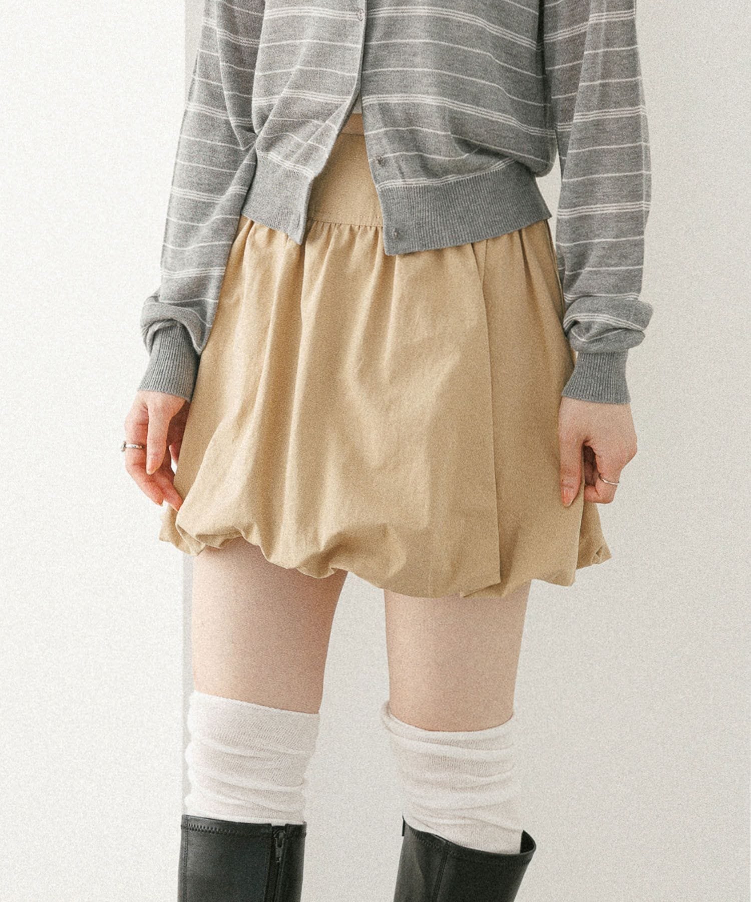 【ヘザー/Heather】のギャザーバルーンミニスカート インテリア・キッズ・メンズ・レディースファッション・服の通販 founy(ファニー) 　ファッション　Fashion　レディースファッション　Fashion for Women　スカート　Skirts　ミニスカート　Mini Skirts　おすすめ　Recommended / Our Picks　ソックス　Socks, Hosiery　バルーン　Balloon, Balloon Silhouette　ミニスカート　Mini Skirt, Short Skirt　ベージュチノ|ID: prp329100004601218 ipo3291000000032713604