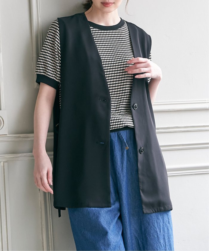 【イッカ/ikka】のノーカラーサイドスリットジレ インテリア・キッズ・メンズ・レディースファッション・服の通販 founy(ファニー) https://founy.com/ ファッション Fashion レディースファッション Fashion for Women アウター Coat / Outerwear Collection トップス・カットソー Cut & Sew Tops ベスト&ジレ / 重ね着スタイル Vests & Gilets おすすめ Recommended / Our Picks インナー Innerwear カットソー Cut and Sewn Top シンプル Simple, Minimal スリット Slit, Slit Detail デニム Denim, Jeans Material ボトム Bottoms, Lower Wear ワイド Wide, Wide Fit ビジネス 仕事 通勤 Business / Work / Commuting 夏 Summer |ID: prp329100004601267 ipo3291000000032714009