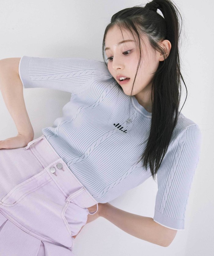 【その他のブランド/Other】の半袖ジャガードニット インテリア・キッズ・メンズ・レディースファッション・服の通販 founy(ファニー) https://founy.com/ ファッション Fashion レディースファッション Fashion for Women トップス・カットソー Cut & Sew Tops ニット Knit Tops & Sweaters クラシカル Classical, Vintage-Inspired シンプル Simple, Minimal デニム Denim, Jeans Material フィット Fit, Slim Fit フロント Front, Front Design プレート Plate, Dish ワイド Wide, Wide Fit 半袖 Short Sleeve, Half Sleeve |ID: prp329100004601359 ipo3291000000032714802