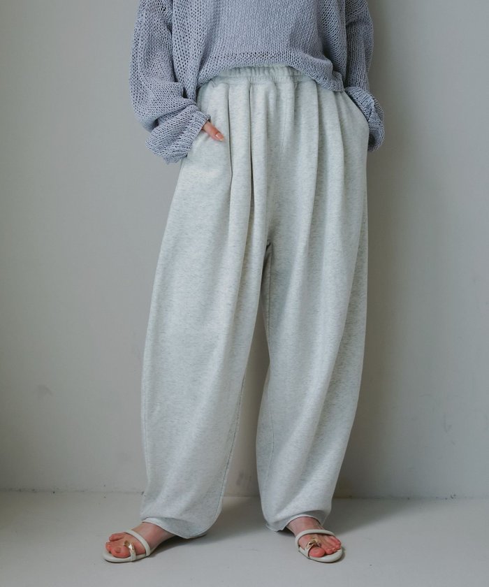 【その他のブランド/Other】のスウェットカーブパンツ インテリア・キッズ・メンズ・レディースファッション・服の通販 founy(ファニー) https://founy.com/ ファッション Fashion レディースファッション Fashion for Women パンツ Pants & Trousers ジャケット Jacket, Outerwear リラックス Relax, Relaxed Fit 夏 Summer 軽量 Lightweight, Ultra Light |ID: prp329100004601431 ipo3291000000032715389