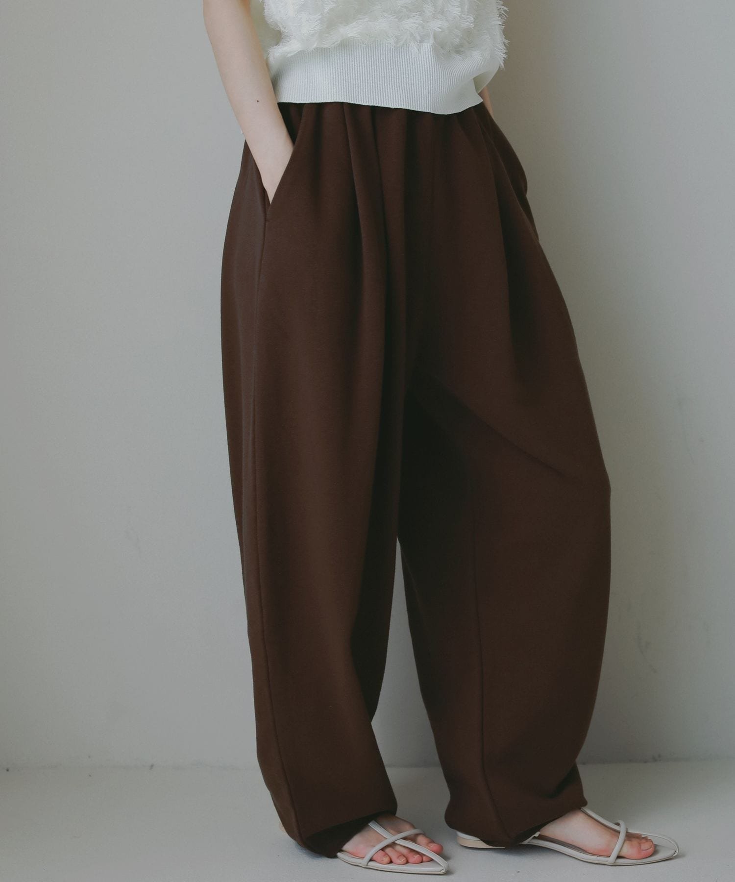 【その他のブランド/Other】のスウェットカーブパンツ インテリア・キッズ・メンズ・レディースファッション・服の通販 founy(ファニー) 　ファッション　Fashion　レディースファッション　Fashion for Women　パンツ　Pants & Trousers　ジャケット　Jacket, Outerwear　リラックス　Relax, Relaxed Fit　夏　Summer　軽量　Lightweight, Ultra Light　ブラウン58|ID: prp329100004601431 ipo3291000000032715391
