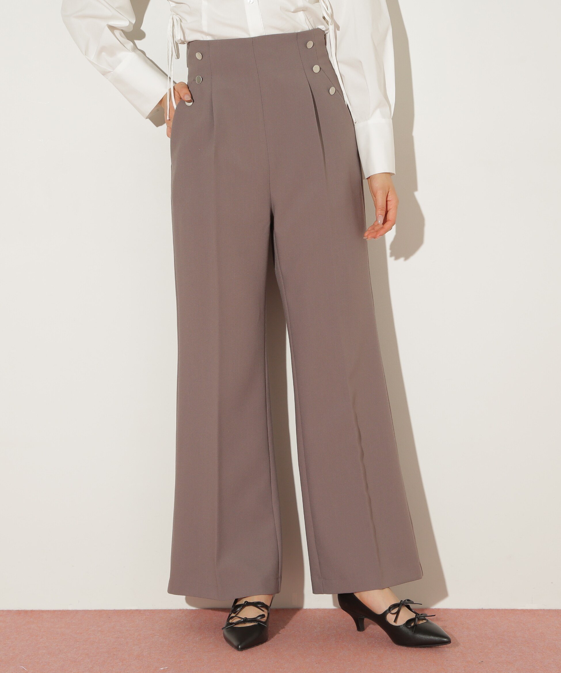 【その他のブランド/Other】のボタンセミフレア美脚パンツ インテリア・キッズ・メンズ・レディースファッション・服の通販 founy(ファニー) 　ファッション　Fashion　レディースファッション　Fashion for Women　パンツ　Pants & Trousers　ストレッチ　Stretch, Stretchy Fabric　スリット　Slit, Slit Detail　メタル　Metal, Metal Parts　人気　Popular, Best Seller　定番　Standard, Basic Item　モカ|ID: prp329100004601435 ipo3291000000032715416