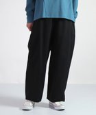 【ドミンゴ/DOMINGO】のボリュームチノパンツ 人気、トレンドファッション・服の通販 founy(ファニー) ファッション Fashion レディースファッション Fashion for Women パンツ Pants & Trousers くるぶし Ankle-Length コンパクト Compact, Small Size サンダル Sandals, Summer Shoes スニーカー Sneakers, Trainers テーパード Tapered, Tapered Pants ドローコード Drawcord, Drawstring Cord フィット Fit, Slim Fit フォルム Silhouette, Form ベスト Vest, Waistcoat ポケット Pocket, Pocket Detail リラックス Relax, Relaxed Fit ループ Loop, Loop Knit 夏 Summer thumbnail ブラック|ID: prp329100004601448 ipo3291000000032715555