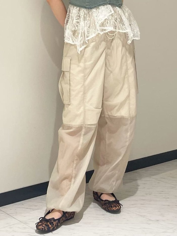 【リリーブラウン/Lily Brown】のエアリーシャカパンツ/撥水加工 インテリア・キッズ・メンズ・レディースファッション・服の通販 founy(ファニー) https://founy.com/ 雑誌掲載アイテム Magazine Picks & Fashion Features ファッション雑誌 Fashion Magazines アール ar ファッション Fashion レディースファッション Fashion for Women パンツ Pants & Trousers 7月号 July Issue エアリー Airy Texture フリル Frill, Ruffle 夏 Summer 雑誌 Magazine, Fashion Magazine |ID: prp329100004602006 ipo3291000000032720255
