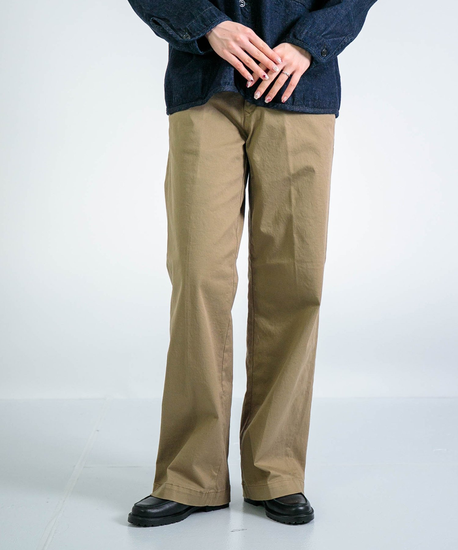 【ドミンゴ/DOMINGO】のロイカチノストレッチ ストレートトラウザー インテリア・キッズ・メンズ・レディースファッション・服の通販 founy(ファニー) 　ファッション　Fashion　レディースファッション　Fashion for Women　ストレッチ　Stretch, Stretchy Fabric　ストレート　Straight, Straight Cut　センター　Center, Center Line　フィット　Fit, Slim Fit　ワイド　Wide, Wide Fit　ベージュ|ID: prp329100004602012 ipo3291000000032720341