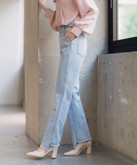 【アンデミュウ/Andemiu】のKUROKIデニムスリットストレートパンツ 人気、トレンドファッション・服の通販 founy(ファニー) ファッション Fashion レディースファッション Fashion for Women パンツ Pants & Trousers ストレッチ Stretch, Stretchy Fabric スリット Slit, Slit Detail デニム Denim, Jeans Material フェミニン Feminine, Girly |ID:prp329100004602127