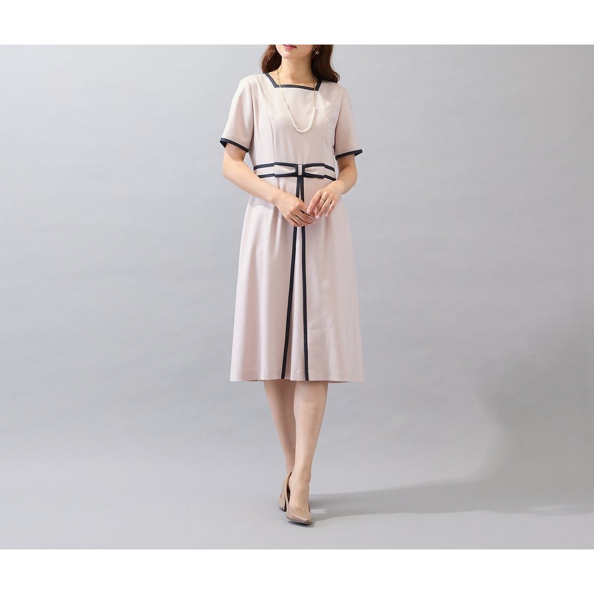 【ローズティアラ/Rose Tiara】の【美シルエットワンピ】【接触冷感/防シワ】パイピングリボンワンピース 人気、トレンドファッション・服の通販 founy(ファニー) 　ファッション　Fashion　レディースファッション　Fashion for Women　ワンピース　Dresses　スクエア　Square, Square Shape　パイピング　Piping, Trim Design　フィット　Fit, Slim Fit　フレア　Flare, Flared　リボン　Ribbon, Bow　 other-1|ID: prp329100004602171 ipo3291000000032721775