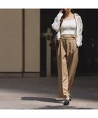 【ナチュラル ビューティー ベーシック/NATURAL BEAUTY BASIC】のストラップ付タックワイドパンツ モカベージュ|ID: prp329100004602184 ipo3291000000032721861