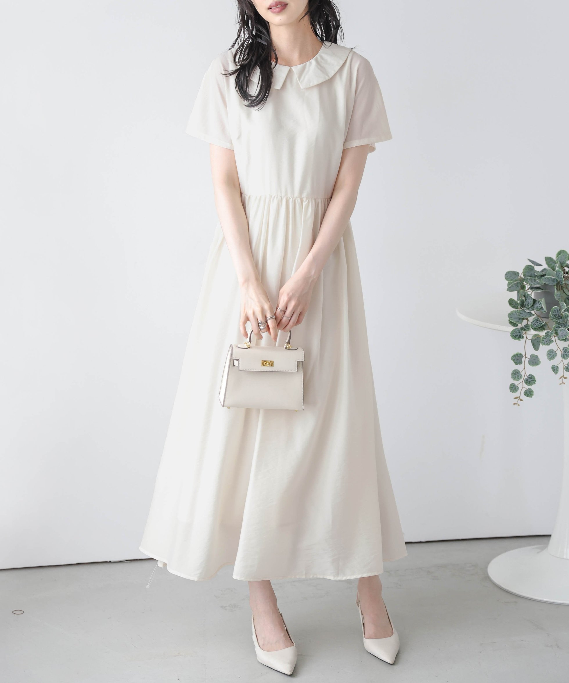 【ラジュール/Lajour】のフラットカラーフレアワンピース インテリア・キッズ・メンズ・レディースファッション・服の通販 founy(ファニー) 　ファッション　Fashion　レディースファッション　Fashion for Women　ワンピース　Dresses　ギャザー　Gathered, Ruffled　シアー　Sheer, See-Through　フラット　Flat, Flat Shoes　フレア　Flare, Flared　エレガント 上品　Elegant　夏　Summer　アイボリー|ID: prp329100004602218 ipo3291000000033595748