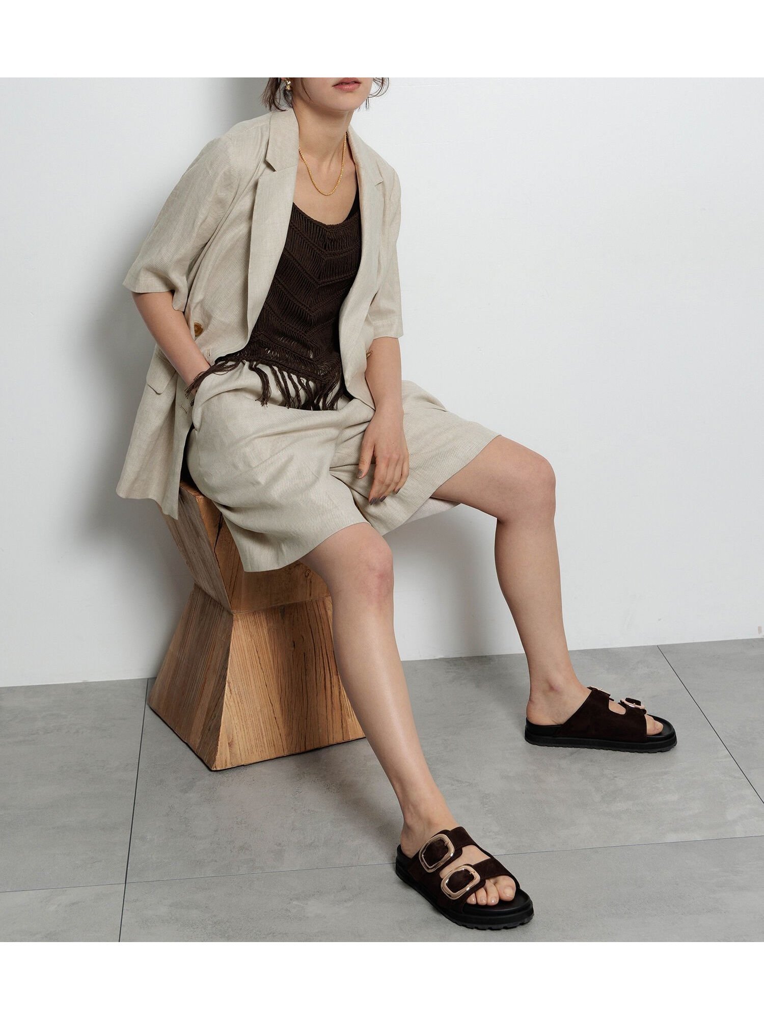 【テチチ/Te chichi】のリネンブレンドショートパンツ(セットアップ可)《2025summer catalog item》 インテリア・キッズ・メンズ・レディースファッション・服の通販 founy(ファニー) 　ファッション　Fashion　レディースファッション　Fashion for Women　セットアップ　Matching Sets　レディースパンツ・ボトムス　Pants & Trousers / Bottoms　パンツ　Pants & Trousers　ショートパンツ・ハーフパンツ　High-Waisted & Relaxed Shorts　2025年　2025　2025春夏・S/S　Spring/Summer 2025 SS25　おすすめ　Recommended / Our Picks　ショート　Short, Short Length　ジャケット　Jacket, Outerwear　セットアップ　Set-Up, Coordinated Outfit　リネン　Linen, Linen Fabric　夏　Summer　雑誌　Magazine, Fashion Magazine　ベージュ|ID: prp329100004602247 ipo3291000000032722363