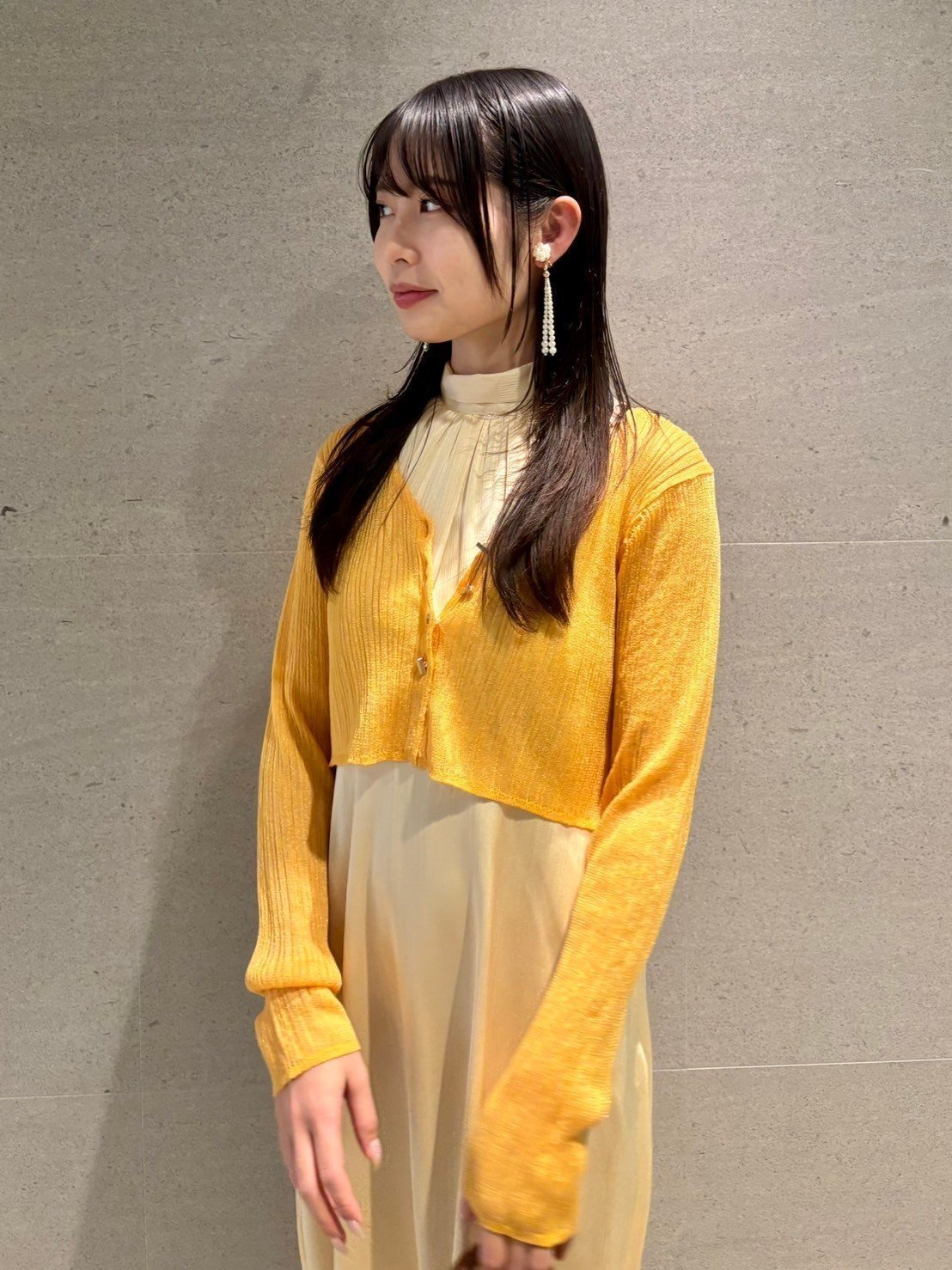 【リリーブラウン/Lily Brown】のシアーニットカーディガン インテリア・キッズ・メンズ・レディースファッション・服の通販 founy(ファニー) 　雑誌掲載アイテム　Magazine Picks & Fashion Features　ファッション雑誌　Fashion Magazines　スウィート　Sweet　ヴィヴィ　ViVi　ファッション　Fashion　レディースファッション　Fashion for Women　トップス・カットソー　Cut & Sew Tops　ニット　Knit Tops & Sweaters　カーディガン・羽織り　Layered Style Cardigans　3月号　March Issue　4月号　April Issue　オレンジ　Orange　クロップド　Cropped, Short Length　シンプル　Simple, Minimal　ランダム　Random, Irregular　エレガント 上品　Elegant　春　Spring　雑誌　Magazine, Fashion Magazine　ORG[051]|ID: prp329100004602393 ipo3291000000032725935