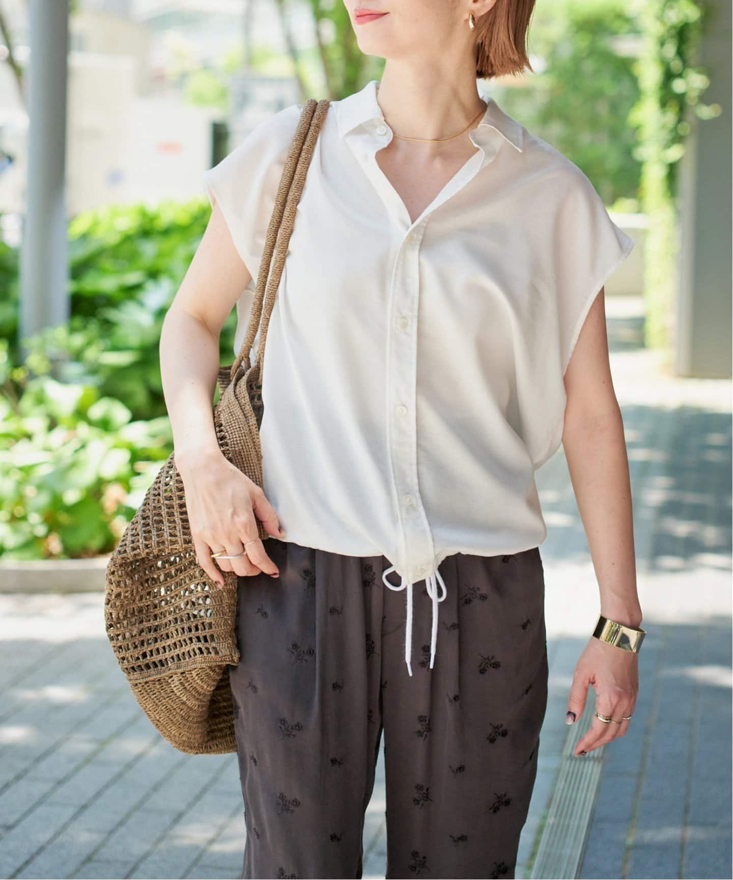 【スピック&スパン/Spick & Span】のソフトブロードフレンチヘムギャザーシャツ インテリア・キッズ・メンズ・レディースファッション・服の通販 founy(ファニー) 　ファッション　Fashion　レディースファッション　Fashion for Women　トップス・カットソー　Cut & Sew Tops　シャツ・ブラウス・オフィスカジュアル　Elegant Blouses & Button-Ups　ブロード　Broadcloth, Fine Cotton　人気　Popular, Best Seller　ホワイト A|ID: prp329100004602406 ipo3291000000032726140