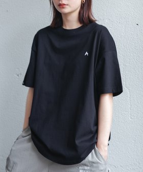 【アンドミー/andme】のワンポイント エンブロイダリー ロゴ 無地 Tシャツ ANME アンメ 人気、トレンドファッション・服の通販 founy(ファニー) ファッション Fashion レディースファッション Fashion for Women トップス・カットソー Cut & Sew Tops シャツ・ブラウス・オフィスカジュアル Elegant Blouses & Button-Ups ロングTシャツ・Tシャツ Longline T-Shirts & Tees アンダー Underwear Essentials エンブロイダリー Embroidery Design シンプル Simple, Minimal ワンポイント One Point, Statement Accent 別注 Limited Edition, Custom Order 無地 Plain, Solid Color |ID:prp329100004602438