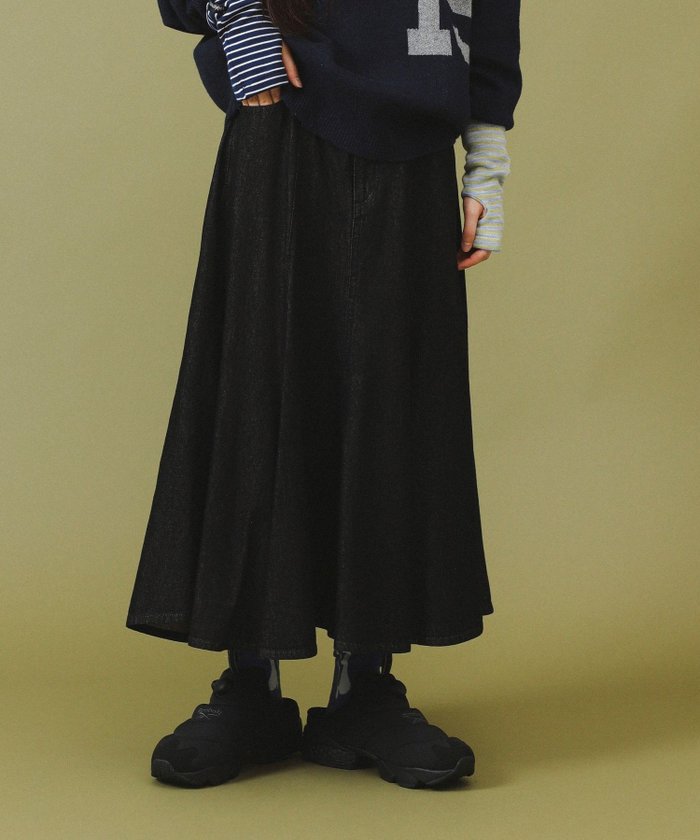 【ビームス ウイメン/BEAMS】のデニム フレア スカート インテリア・キッズ・メンズ・レディースファッション・服の通販 founy(ファニー) https://founy.com/ ファッション Fashion レディースファッション Fashion for Women スカート Skirts Aライン・フレアスカート A-Line & Flared Skirts おすすめ Recommended / Our Picks チェーン Chain, Chain Strap デニム Denim, Jeans Material フレア Flare, Flared ベーシック Basic, Essential |ID: prp329100004602489 ipo3291000000032727122