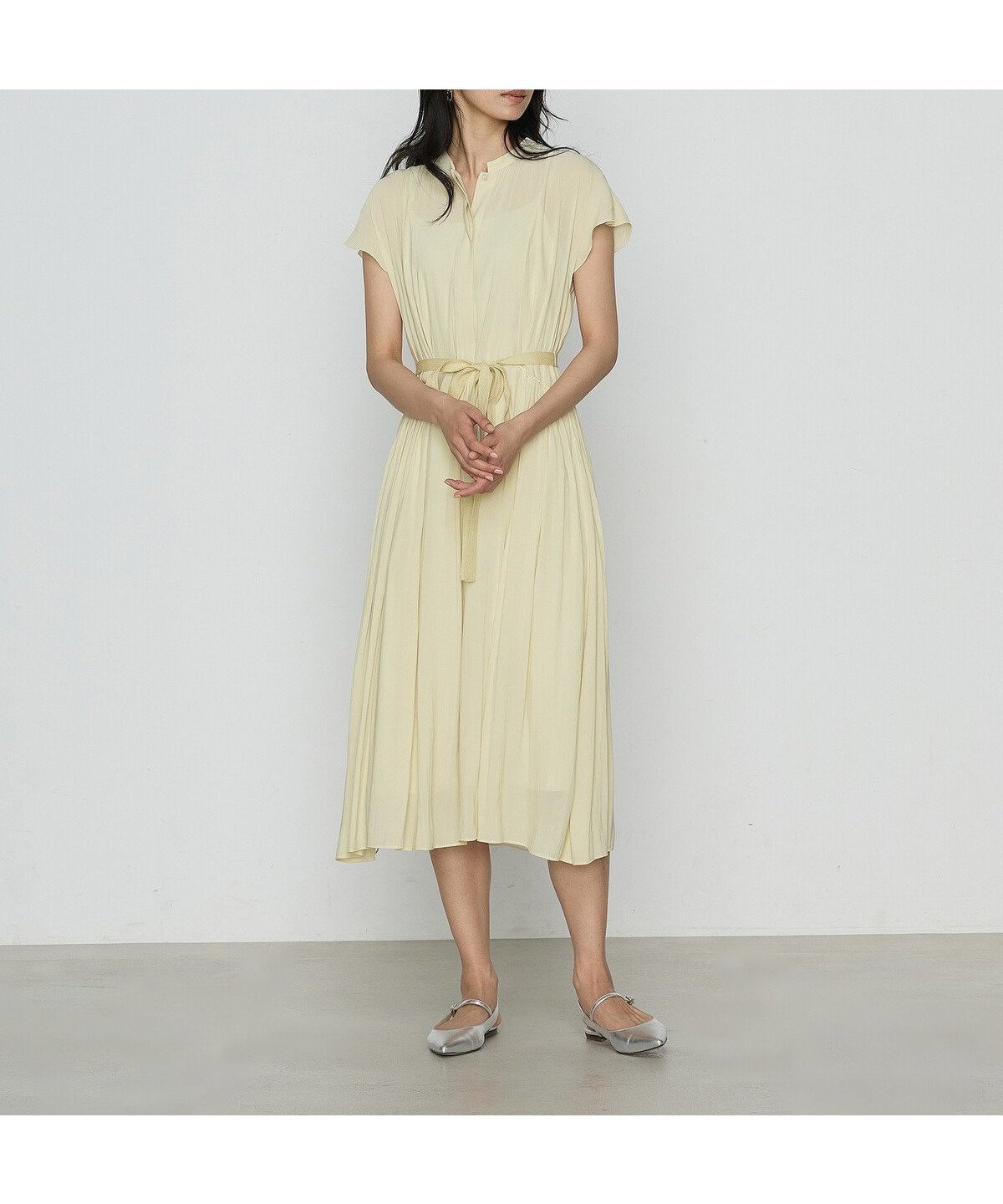 【コムサ/COMME CA】のシャンブレーカッセン シャツドレス インテリア・キッズ・メンズ・レディースファッション・服の通販 founy(ファニー) 　ファッション　Fashion　レディースファッション　Fashion for Women　トップス・カットソー　Cut & Sew Tops　シャツ・ブラウス・オフィスカジュアル　Elegant Blouses & Button-Ups　ワンピース　Dresses　フォーマル・パーティードレス・結婚式用ドレス　Elegant & Casual Dresses　イエロー　Yellow　ギャザー　Gathered, Ruffled　サマー　Summer, Summer Style　シャンブレー　Chambray, Denim-Like Fabric　シャーリング　Shirring, Ruched　ジャケット　Jacket, Outerwear　スリーブ　Sleeve, Long Sleeve / Short Sleeve　トレンド　Trend, Trending Now　ドレス　Dress, One-Piece　定番　Standard, Basic Item　人気　Popular, Best Seller　バランス　Balance, Style Balance　フェミニン　Feminine, Girly　フレンチ　French, French Style　ベスト　Vest, Waistcoat　モノトーン　Monotone, Black and White　リネン　Linen, Linen Fabric　リラックス　Relax, Relaxed Fit　夏　Summer　18:レモンイエロー|ID: prp329100004602559 ipo3291000000032728461