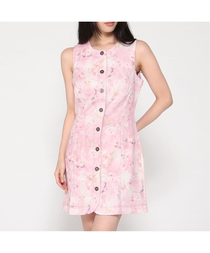 【デシグアル/Desigual】のボタン付きショートドレス インテリア・キッズ・メンズ・レディースファッション・服の通販 founy(ファニー) https://founy.com/ ファッション Fashion レディースファッション Fashion for Women ワンピース Dresses フォーマル・パーティードレス・結婚式用ドレス Elegant & Casual Dresses カラフル Colorful Design シューズ Shoes, Footwear ショート Short, Short Length デニム Denim, Jeans Material ドレス Dress, One-Piece ノースリーブ Sleeveless, No-Sleeve パターン Pattern, Design Print パッチワーク Patchwork, Mixed Fabric プリント Print, Printed Pattern メンズ Men's, Menswear 無地 Plain, Solid Color |ID: prp329100004602596 ipo3291000000032728828