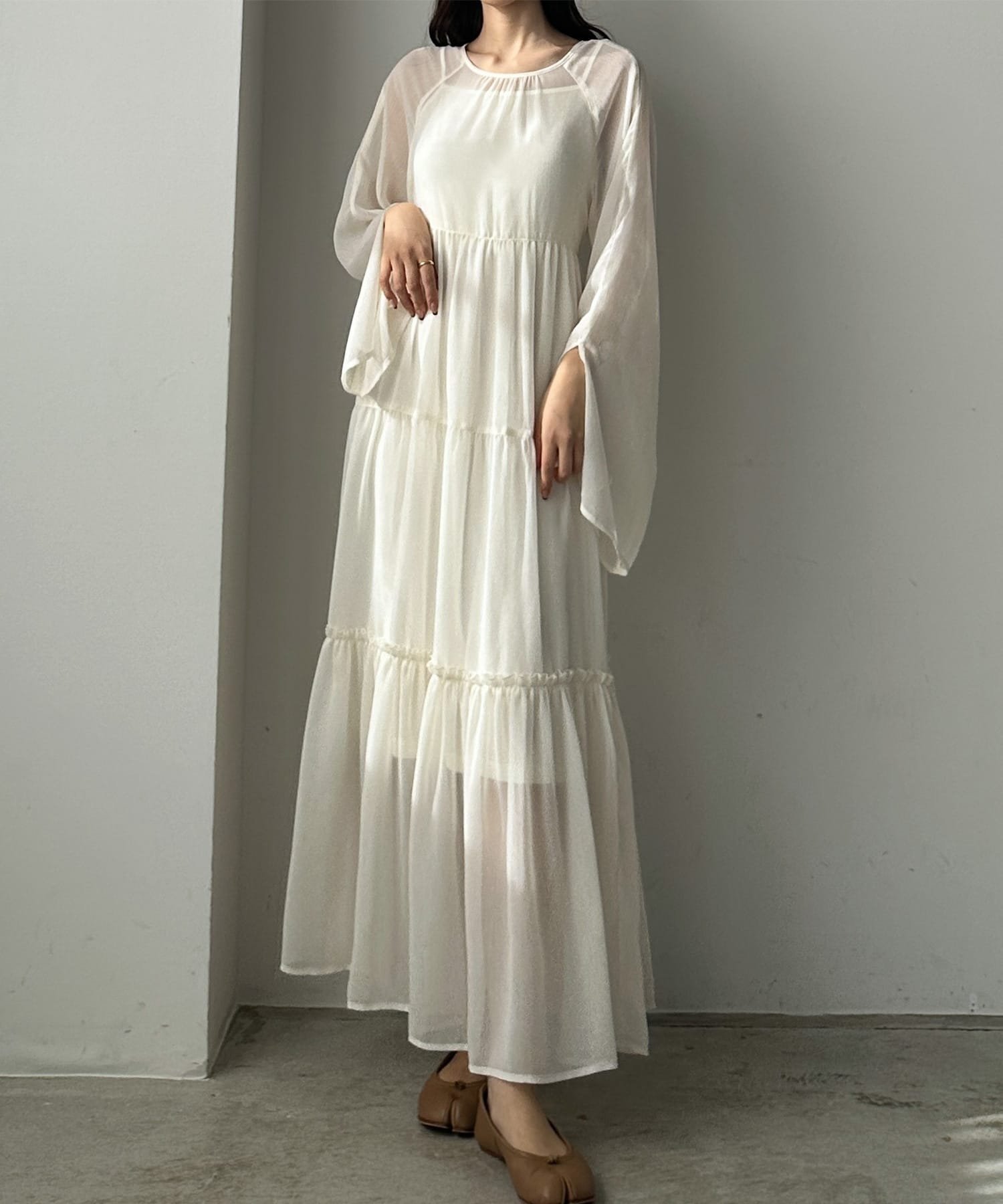 【ジュノア/JUNOAH】のlouere ペチコートsetワンピース インテリア・キッズ・メンズ・レディースファッション・服の通販 founy(ファニー) 　ファッション　Fashion　レディースファッション　Fashion for Women　アウター　Coat / Outerwear Collection　コート・ロングコート・ピーコート　Long Coats, Peacoats & More　ペチコート　Petticoat, Underskirt　クリーム|ID: prp329100004602602 ipo3291000000032729025