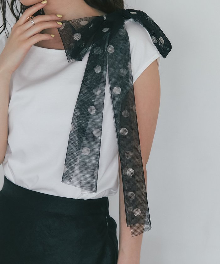 【ラブティックボンボン/La boutique BonBon】の【最強愛され】ドットチュールリボンカットソー インテリア・キッズ・メンズ・レディースファッション・服の通販 founy(ファニー) https://founy.com/ ファッション Fashion レディースファッション Fashion for Women トップス・カットソー Cut & Sew Tops カットソー・ベーシックTシャツ Cut-and-Sewn Tops / Stretch Tees & Basics おすすめ Recommended / Our Picks アシンメトリー Asymmetrical Style コンパクト Compact, Small Size デニム Denim, Jeans Material リボン Ribbon, Bow エレガント 上品 Elegant |ID: prp329100004602641 ipo3291000000032729718