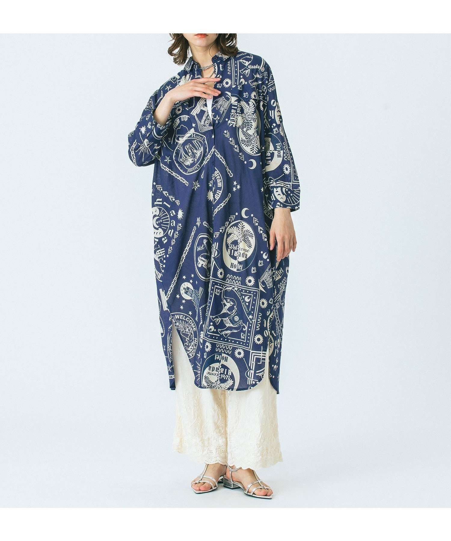 【ローズバッド/ROSE BUD】のHLAADAforROSEBUD/BANDANA BIAS SHIRT OP インテリア・キッズ・メンズ・レディースファッション・服の通販 founy(ファニー) 　ファッション　Fashion　レディースファッション　Fashion for Women　トップス・カットソー　Cut & Sew Tops　シャツ・ブラウス・オフィスカジュアル　Elegant Blouses & Button-Ups　アクセサリー　Fashion Accessories　インド　Indian Textile　グラフィック　Graphic, Graphic Design　コレクション　Collection, Seasonal Line　今季　This Season, Current Season　時計　Watch, Wristwatch　ネップ　Nepp, Slub Yarn　人気　Popular, Best Seller　バイアス　Bias, Diagonal Cut　バンダナ　Bandana, Head Scarf　プリント　Print, Printed Pattern　羽織　Haori, Light Jacket　リゾート　Resort, Vacation Style　おすすめ　Recommended / Our Picks　夏　Summer　NAVY|ID: prp329100004602666 ipo3291000000032729982