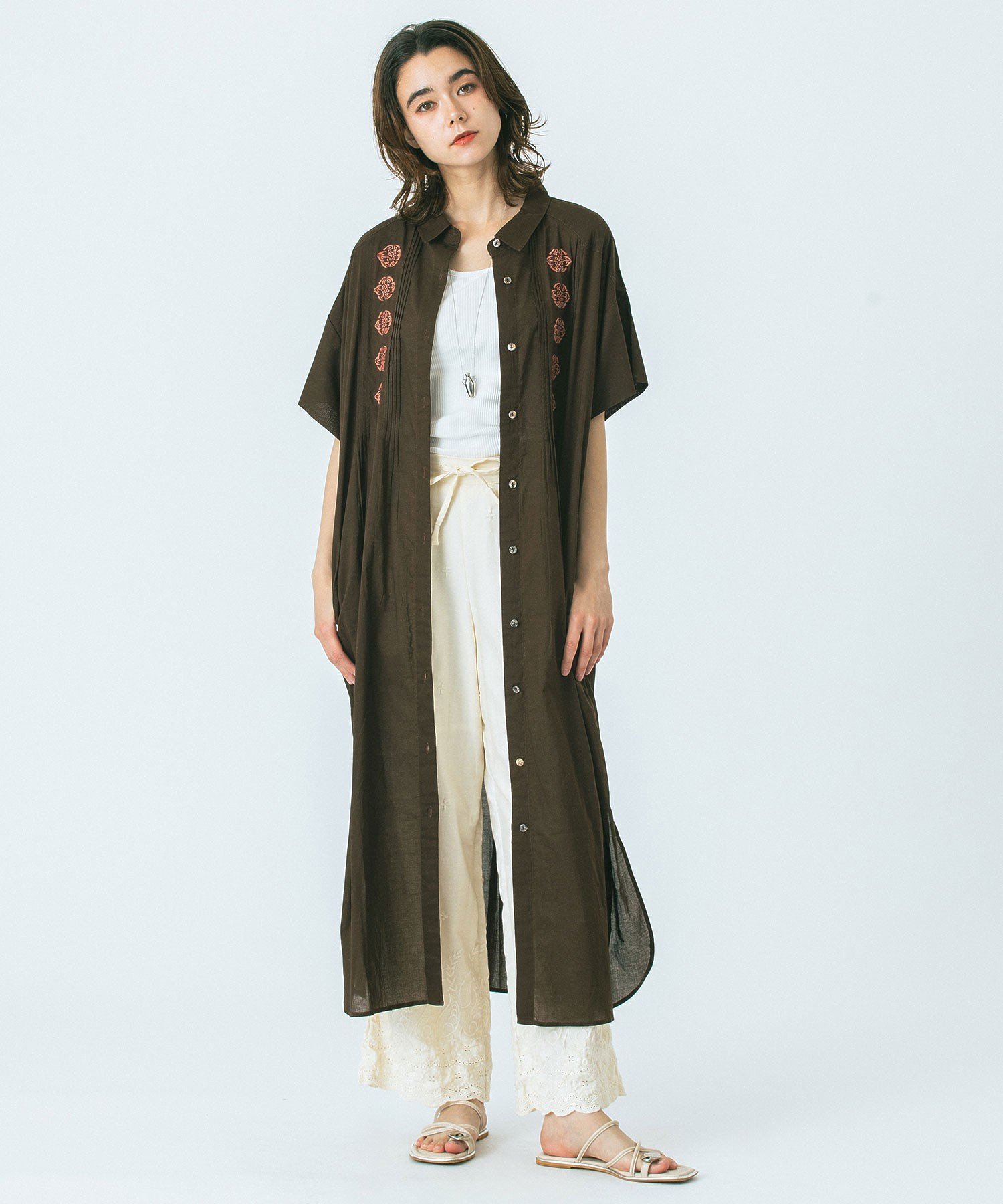 【ローズバッド/ROSE BUD】のHLAADAforROSEBUD/CUBA EMBROIDERY SHIRT OP インテリア・キッズ・メンズ・レディースファッション・服の通販 founy(ファニー) 　ファッション　Fashion　レディースファッション　Fashion for Women　トップス・カットソー　Cut & Sew Tops　シャツ・ブラウス・オフィスカジュアル　Elegant Blouses & Button-Ups　アクセサリー　Fashion Accessories　インド　Indian Textile　コレクション　Collection, Seasonal Line　シャツワンピ　Shirt Dress, Shirt One-Piece　時計　Watch, Wristwatch　ネップ　Nepp, Slub Yarn　人気　Popular, Best Seller　プリント　Print, Printed Pattern　リゾート　Resort, Vacation Style　夏　Summer　旅行　Travel　BROWN|ID: prp329100004602668 ipo3291000000032730002