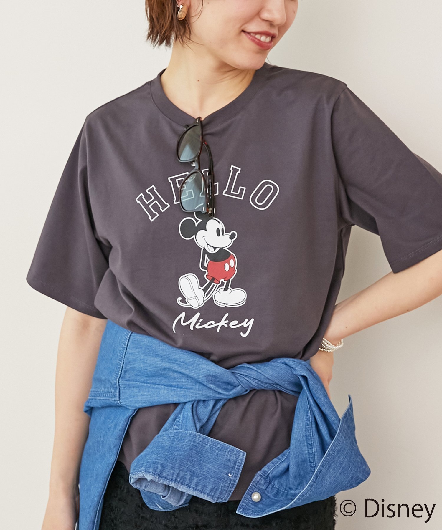 【ルクールブラン/le.coeur blanc】の【Disney】Hello/プリントTシャツ インテリア・キッズ・メンズ・レディースファッション・服の通販 founy(ファニー) 　ファッション　Fashion　レディースファッション　Fashion for Women　トップス・カットソー　Cut & Sew Tops　シャツ・ブラウス・オフィスカジュアル　Elegant Blouses & Button-Ups　ロングTシャツ・Tシャツ　Longline T-Shirts & Tees　おすすめ　Recommended / Our Picks　プリント　Print, Printed Pattern　ベーシック　Basic, Essential　C/グレー|ID: prp329100004602679 ipo3291000000032730238